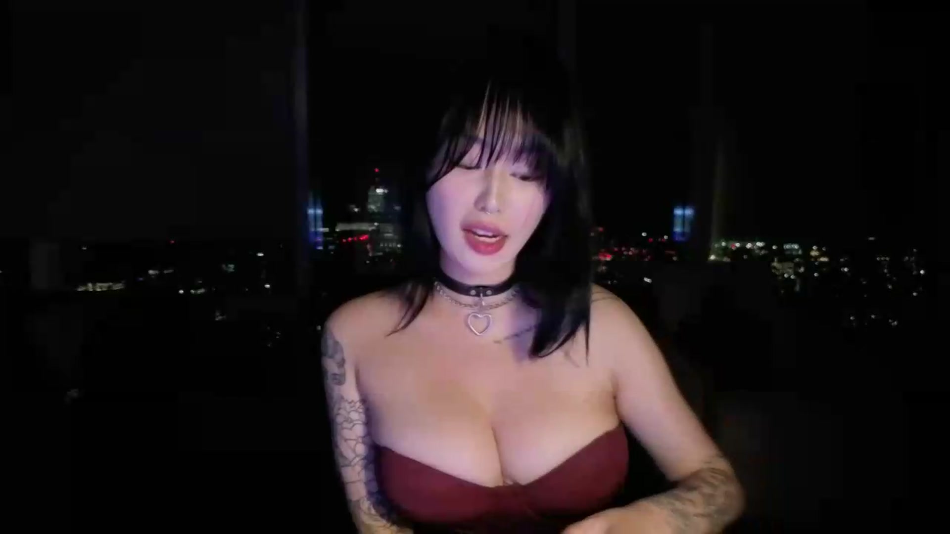 Gallery image thumbnail from worshipcarrie's myfreecams stream on, 07/27/2026, 08:14 image 6 of 20