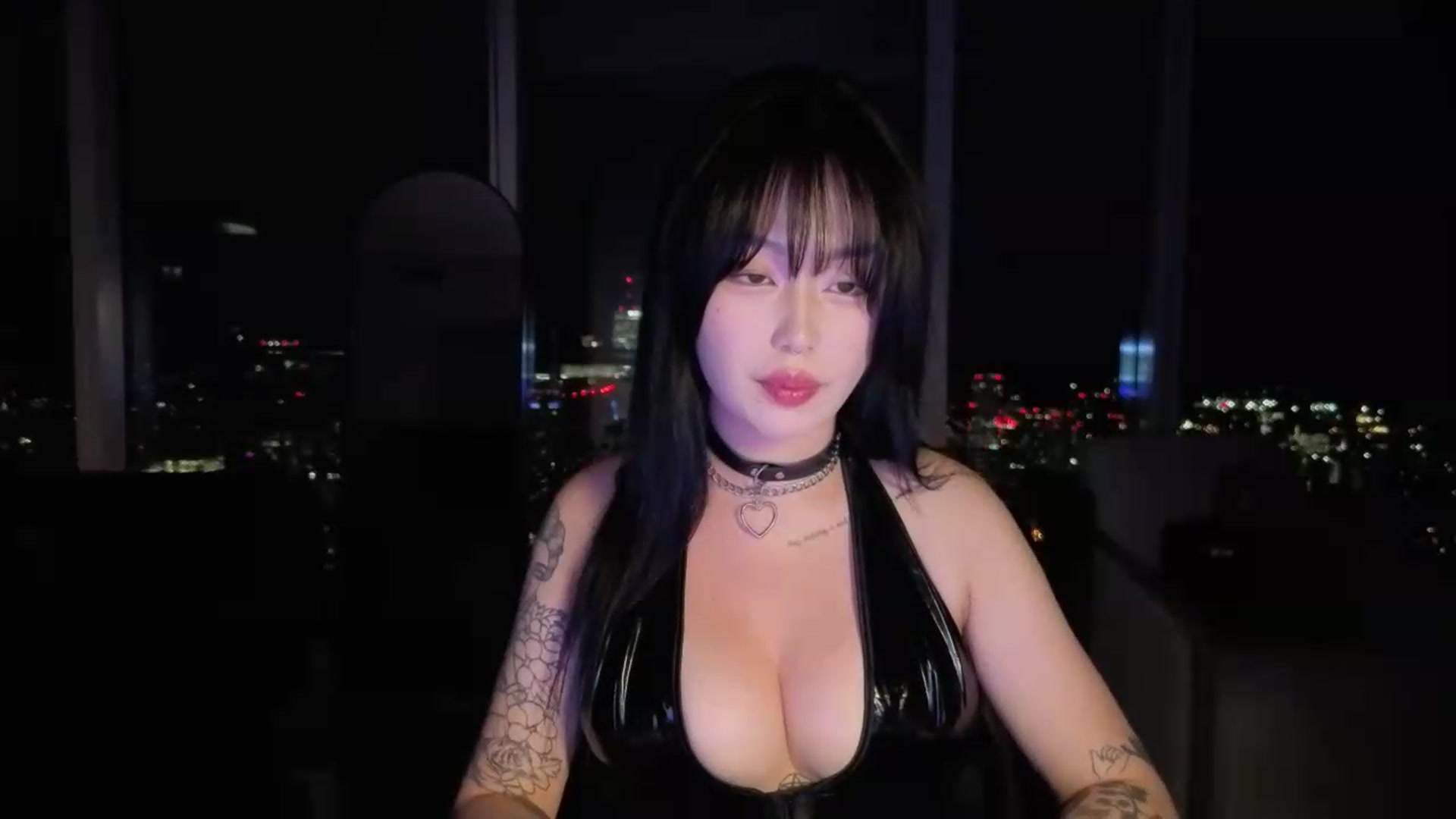 Gallery image thumbnail from worshipcarrie's myfreecams stream on, 07/30/2026, 06:45 image 3 of 20