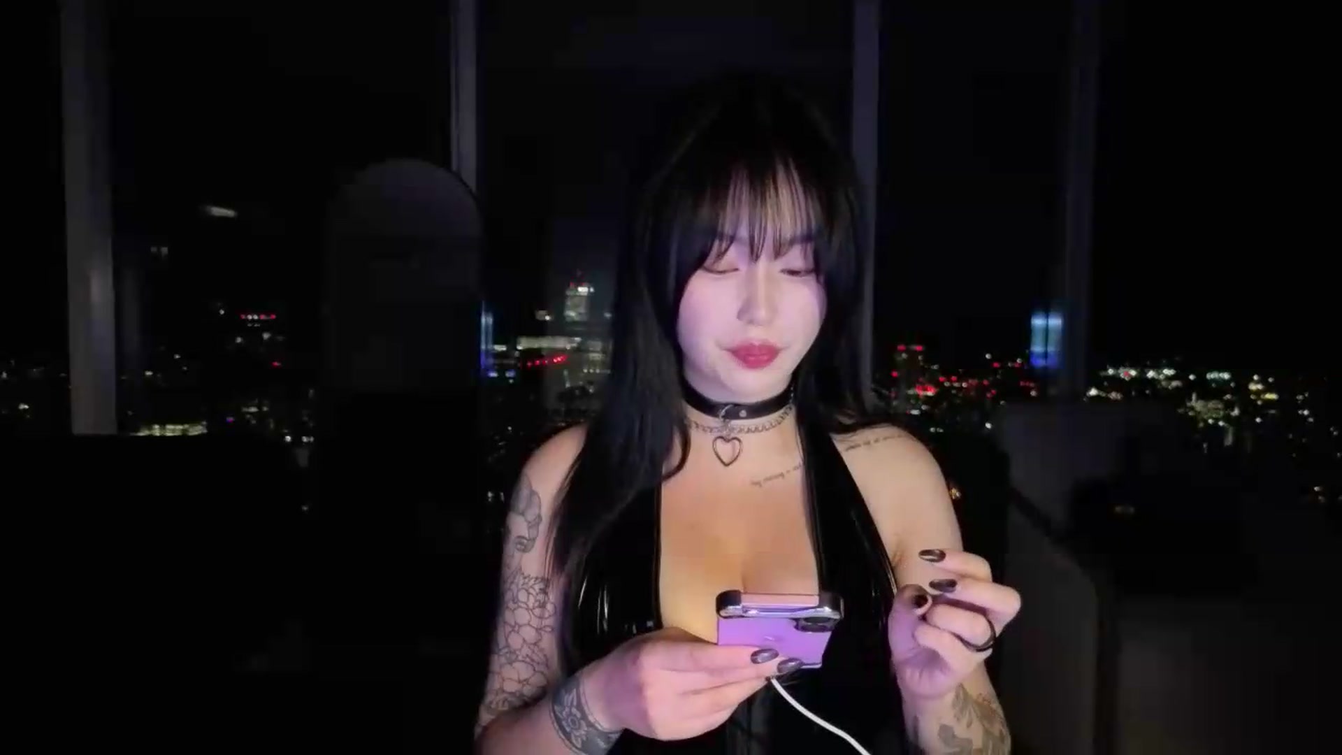 Gallery image thumbnail from worshipcarrie's myfreecams stream on, 07/30/2026, 08:32 image 6 of 20