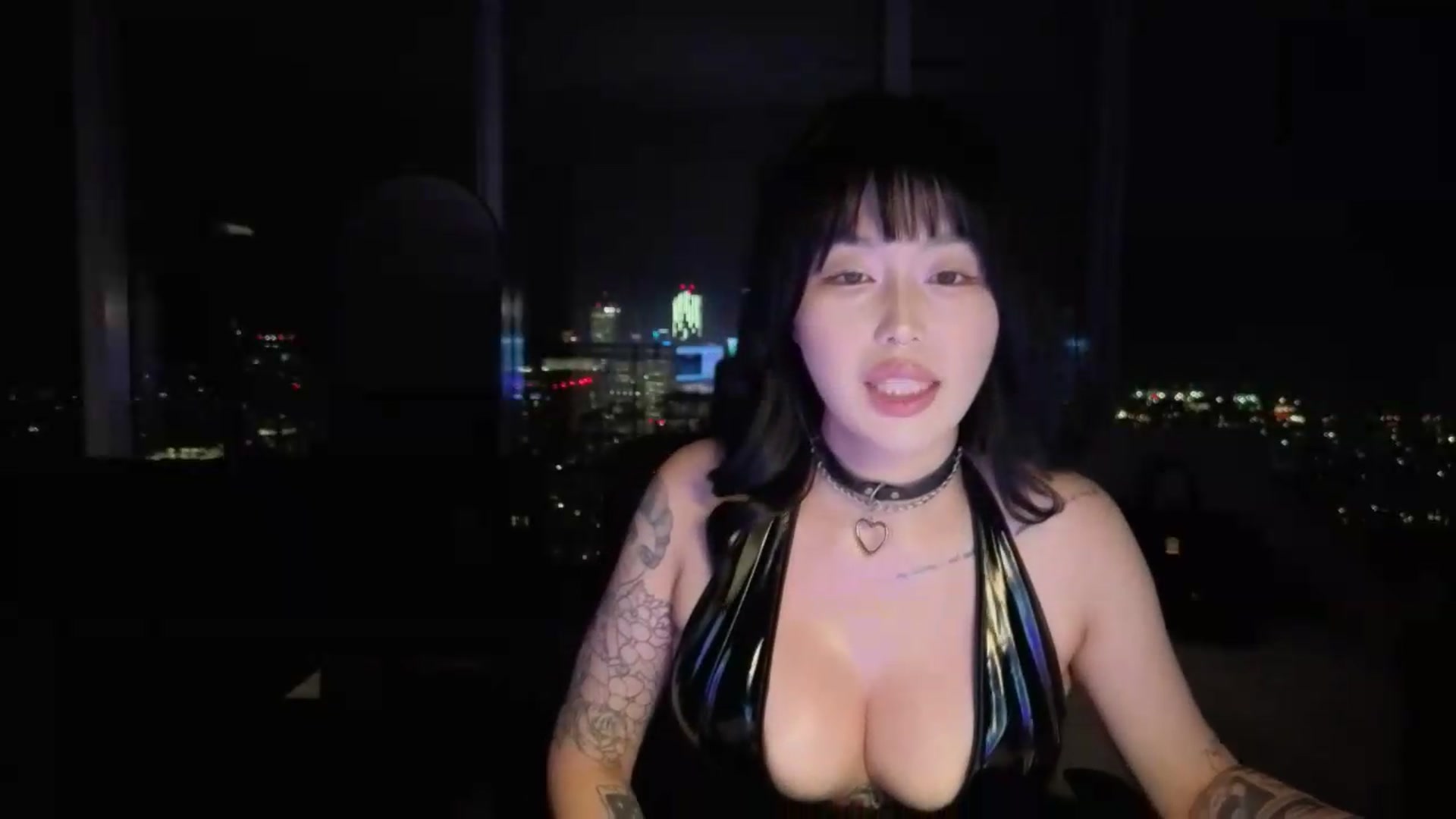 Gallery image thumbnail from worshipcarrie's myfreecams stream on, 08/02/2026, 06:06 image 6 of 20