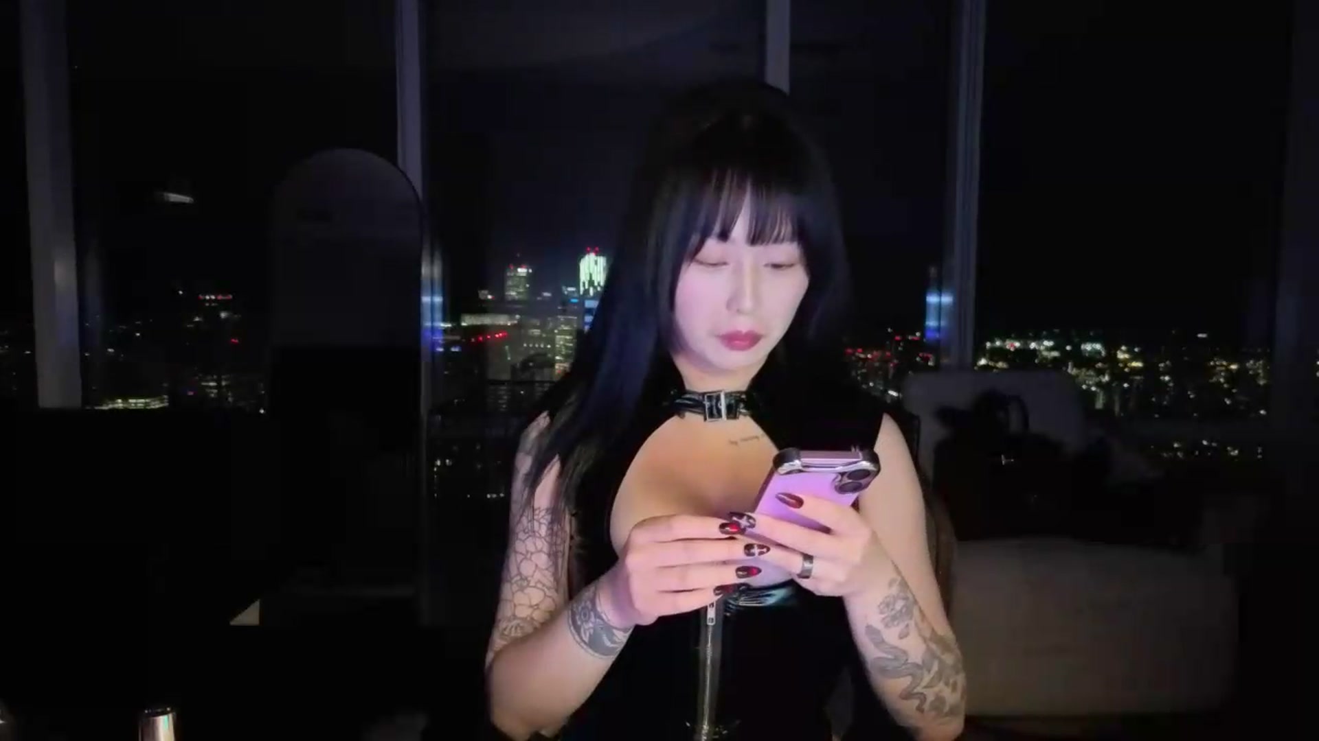 Gallery image thumbnail from worshipcarrie's myfreecams stream on, 08/04/2026, 08:56 image 2 of 20