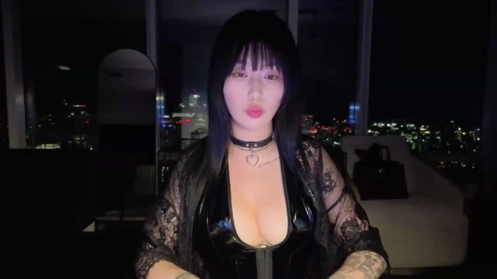 Gallery image thumbnail from worshipcarrie's myfreecams stream on, 08/05/2026, 07:47 image 10 of 20
