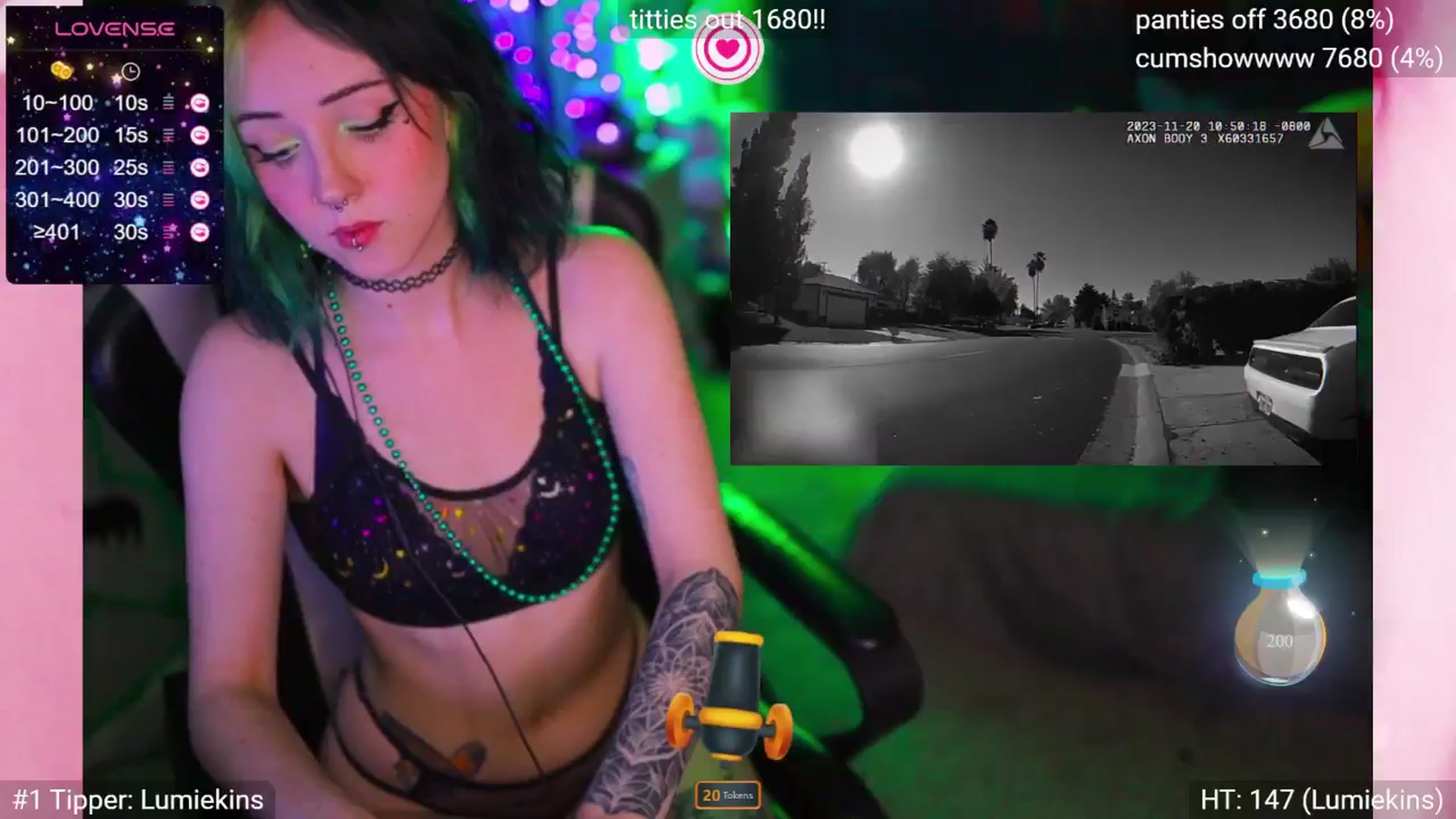 Gallery image thumbnail from wowSpaceKatz's myfreecams stream on, 03/18/2024, 07:01 image 10 of 20
