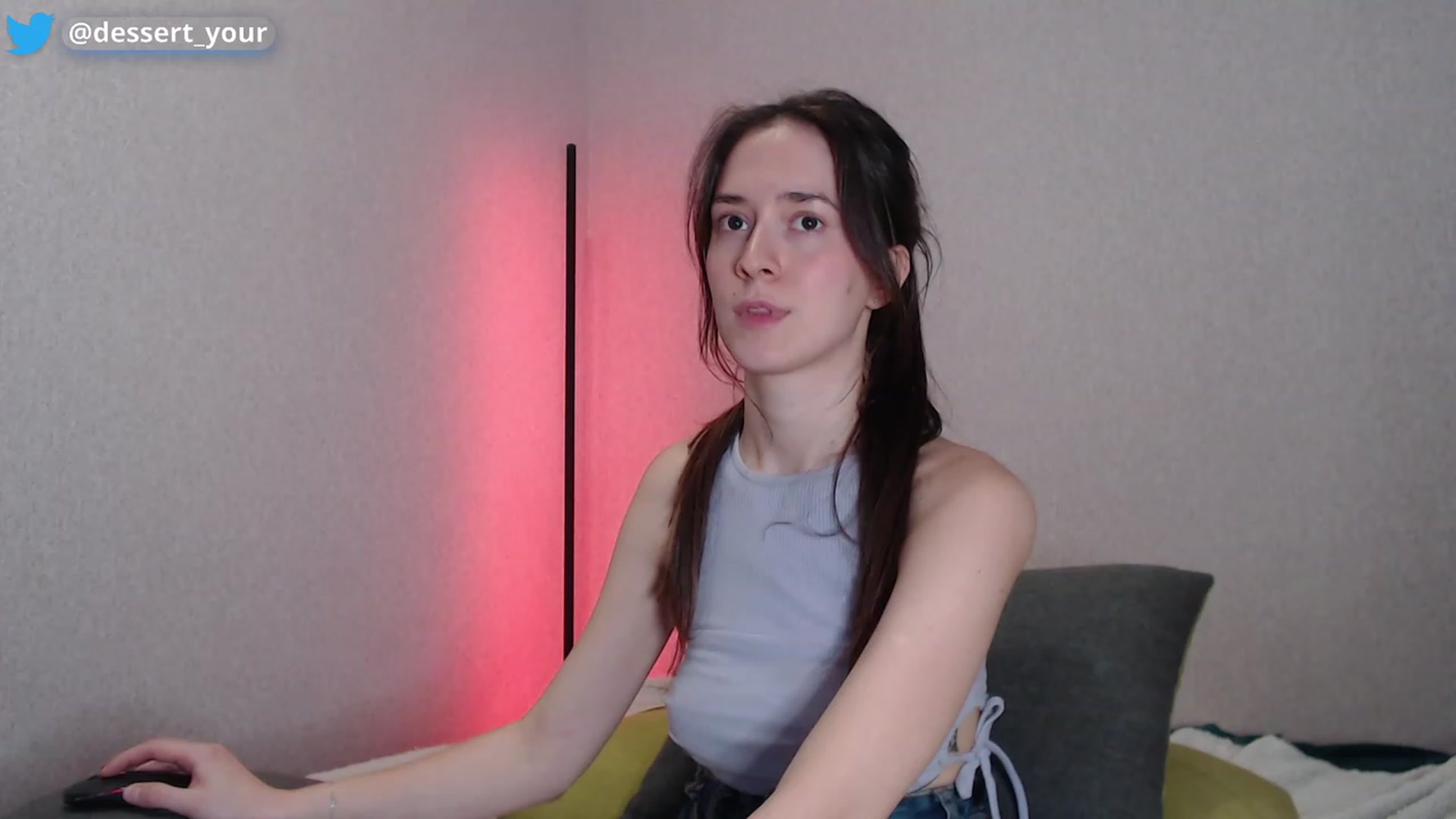 Gallery image thumbnail from wow_kellyyy's myfreecams stream on, 12/23/2022, 18:17 image 3 of 20