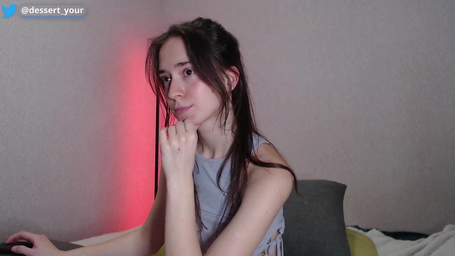 Gallery image thumbnail from wow_kellyyy's myfreecams stream on, 12/23/2022, 18:17 image 15 of 20