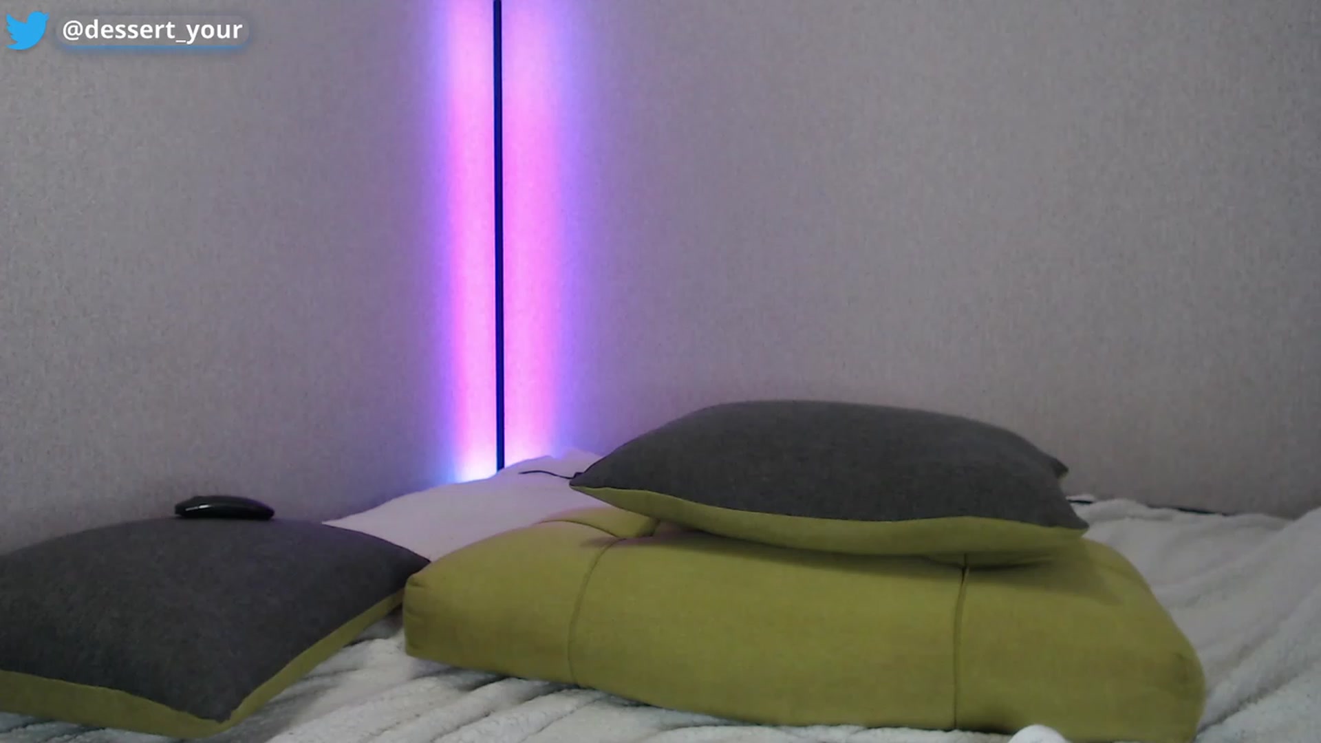 Gallery image thumbnail from wow_kellyyy's myfreecams stream on, 01/02/2023, 20:13 image 6 of 20