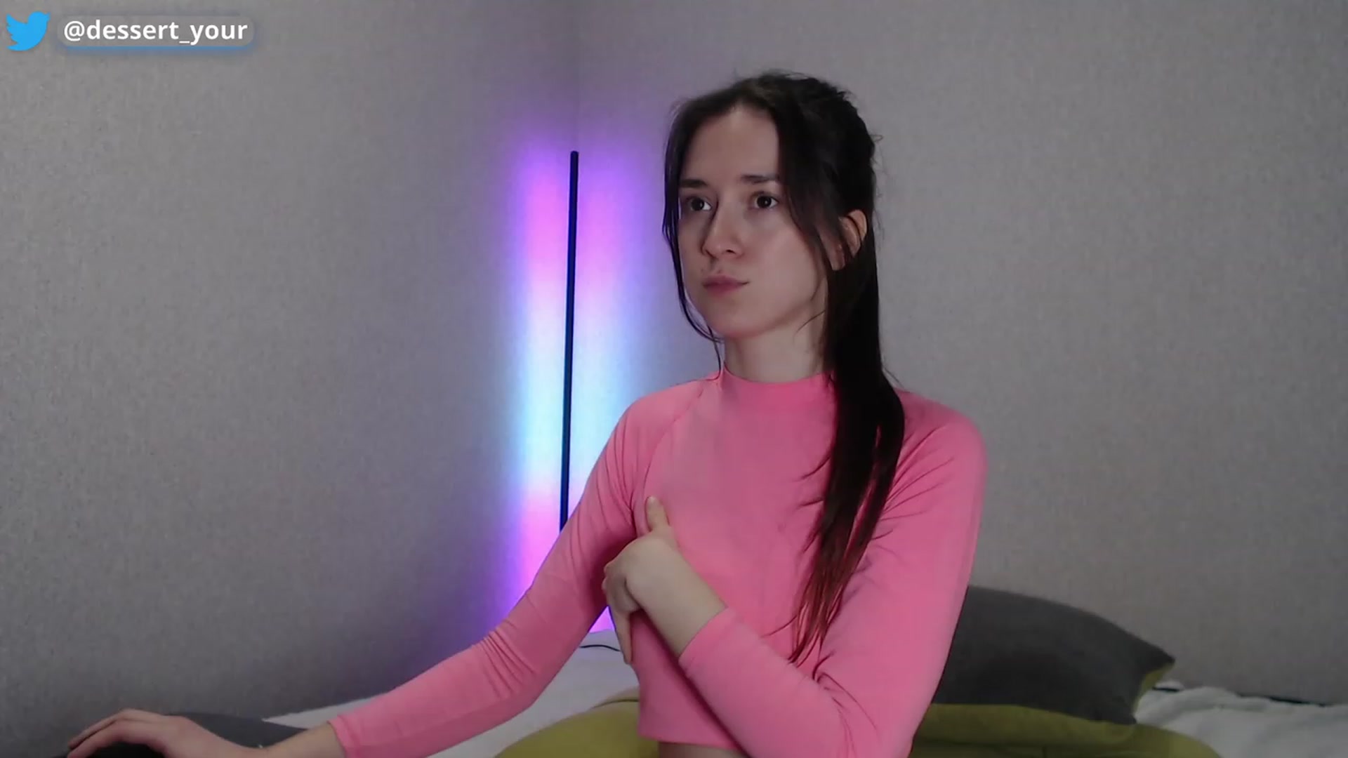 Gallery image thumbnail from wow_kellyyy's myfreecams stream on, 01/02/2023, 20:13 image 7 of 20