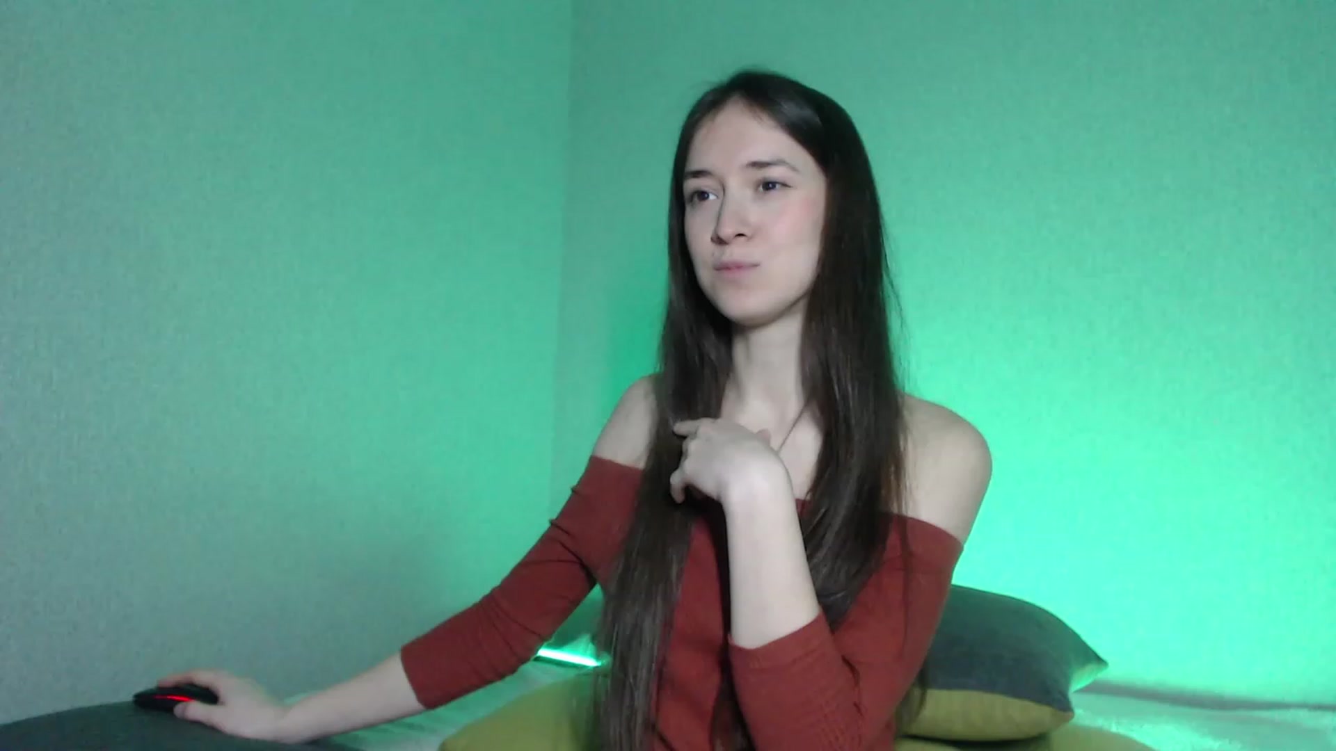 Gallery image thumbnail from wow_kellyyy's myfreecams stream on, 02/20/2023, 16:50 image 6 of 20