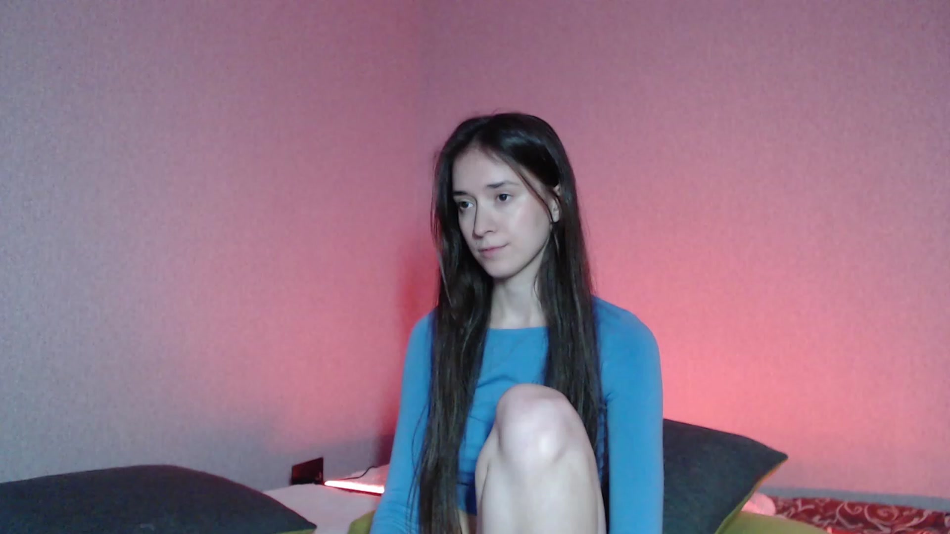 Gallery image thumbnail from wow_kellyyy's myfreecams stream on, 05/01/2023, 18:57 image 16 of 20