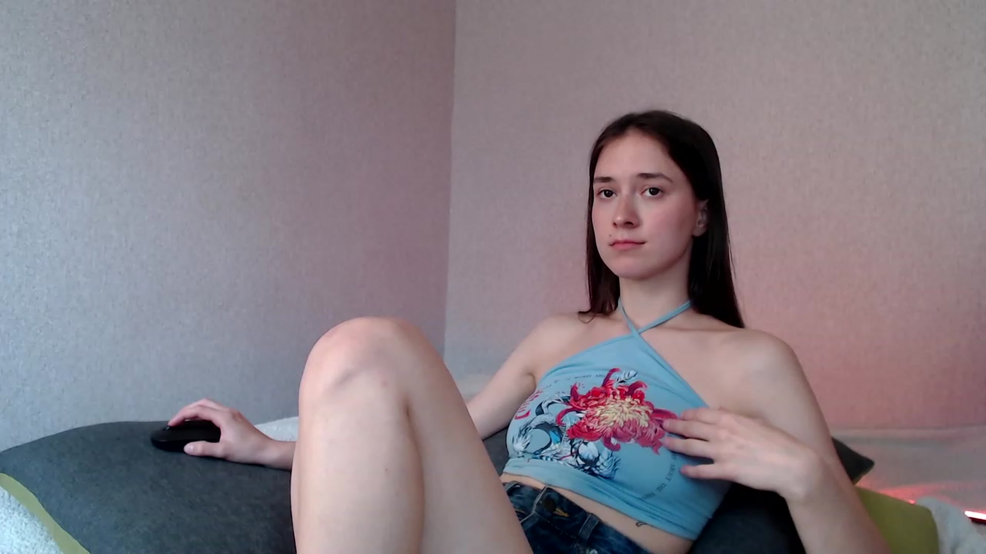 Gallery image thumbnail from wow_kellyyy's myfreecams stream on, 06/17/2023, 16:52 image 16 of 20