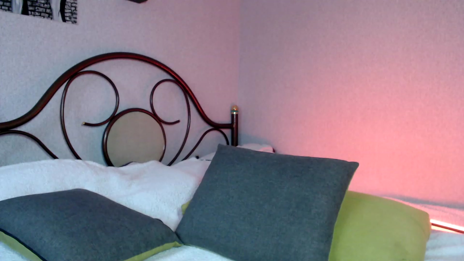 Gallery image thumbnail from wow_kellyyy's myfreecams stream on, 07/11/2023, 14:57 image 6 of 20