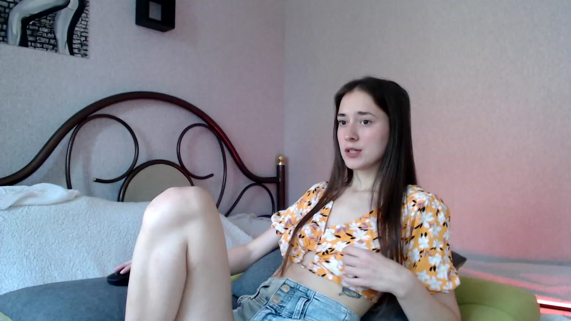 Gallery image thumbnail from wow_kellyyy's myfreecams stream on, 07/16/2023, 15:57 image 5 of 20