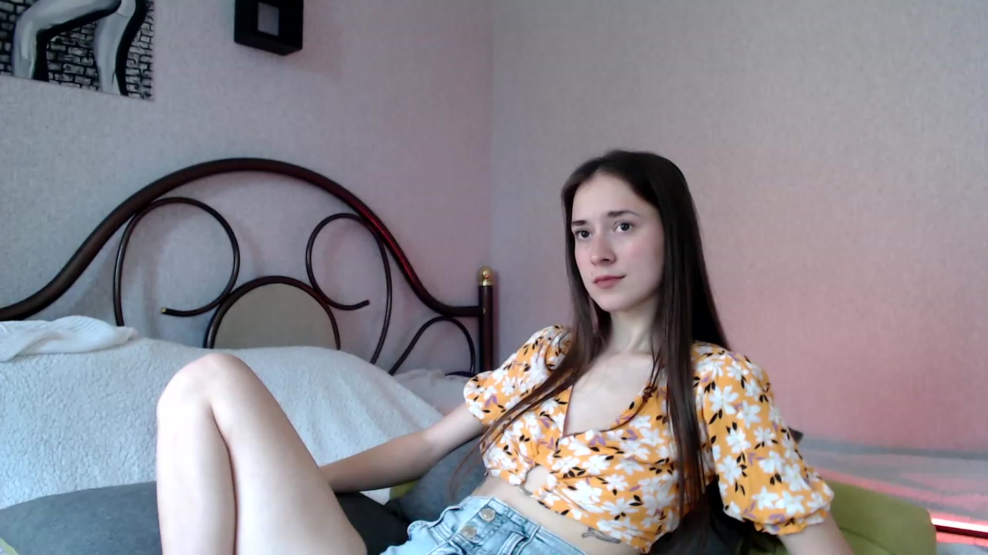 Gallery image thumbnail from wow_kellyyy's myfreecams stream on, 07/16/2023, 15:57 image 9 of 20