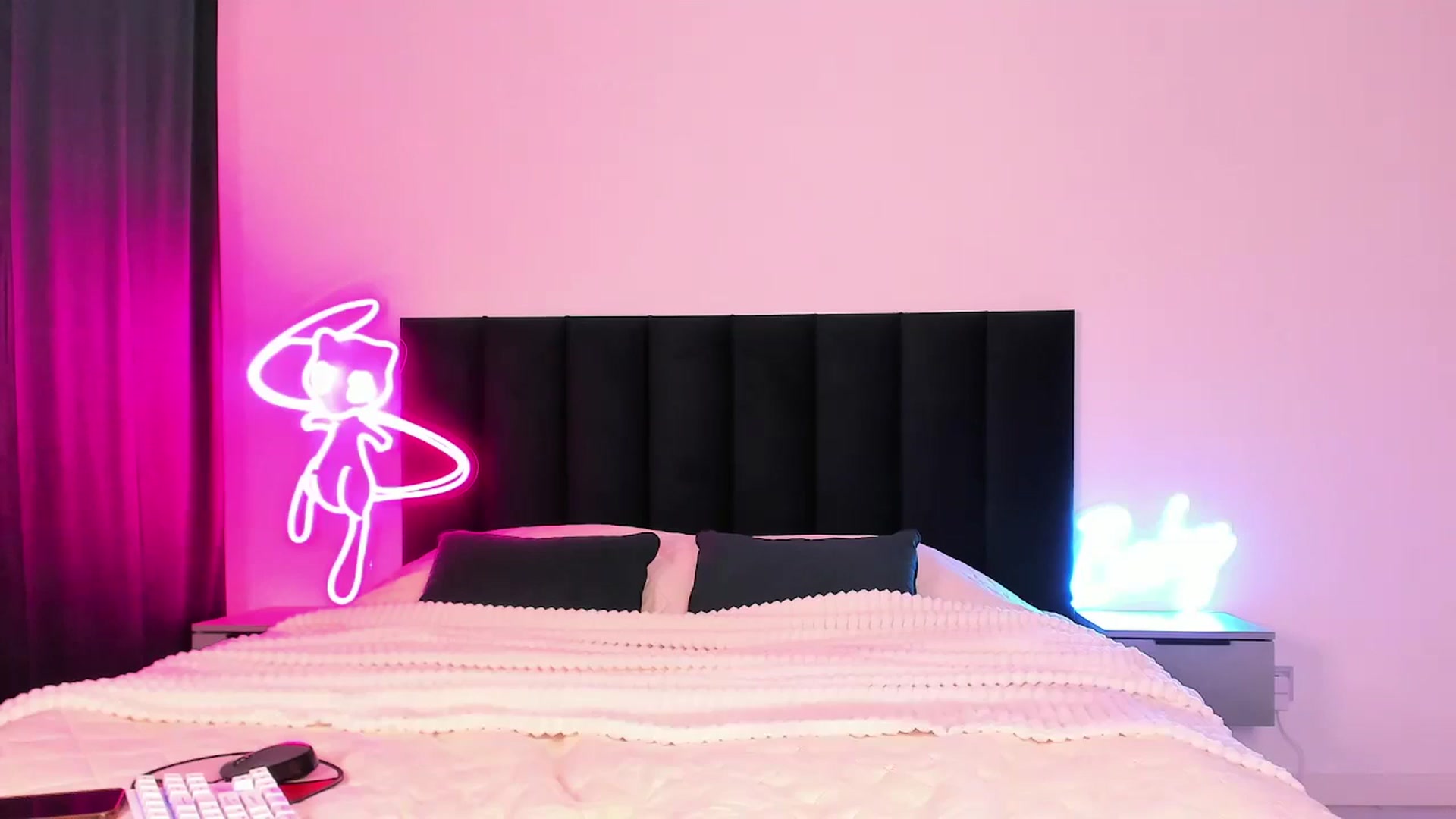 Gallery image thumbnail from wow_lovie's myfreecams stream on, 02/02/2025, 06:24 image 14 of 20