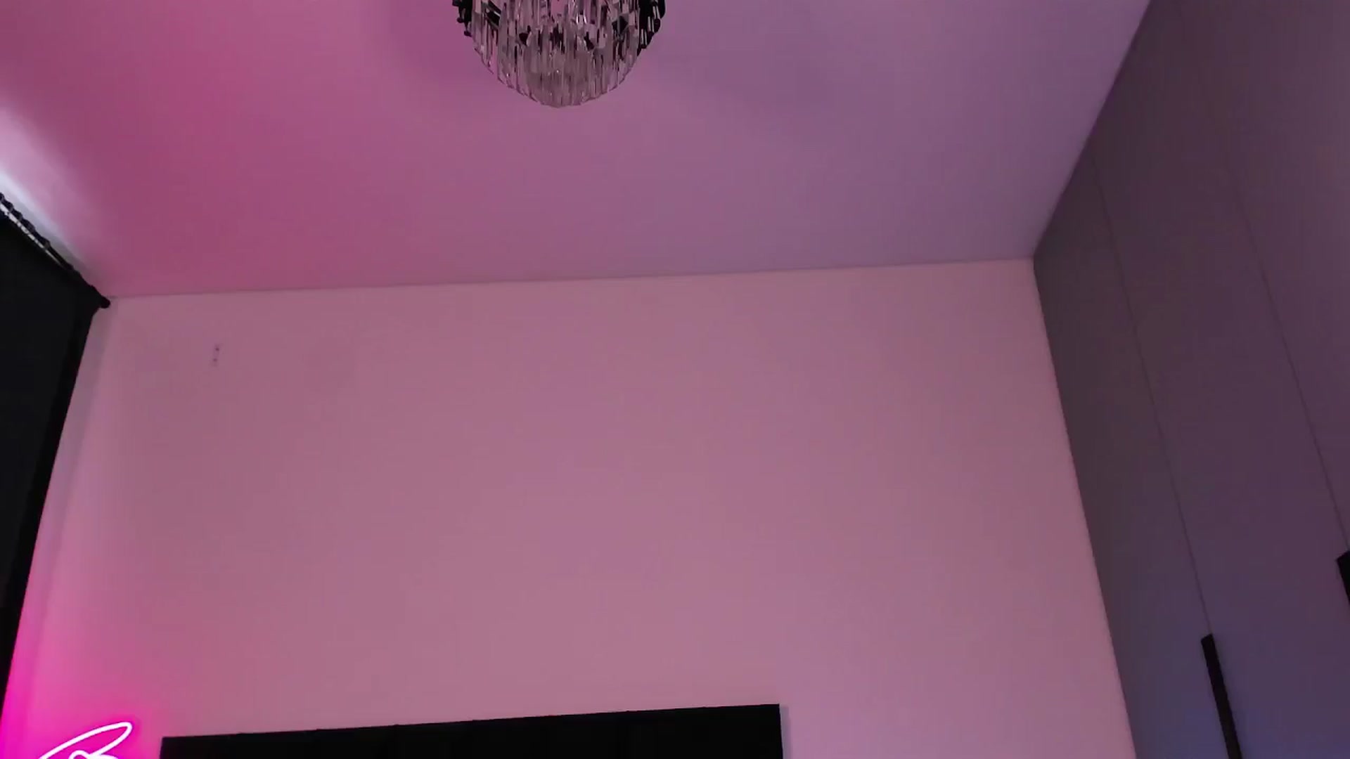 Gallery image thumbnail from wow_lovie's myfreecams stream on, 02/21/2025, 09:40 image 7 of 20
