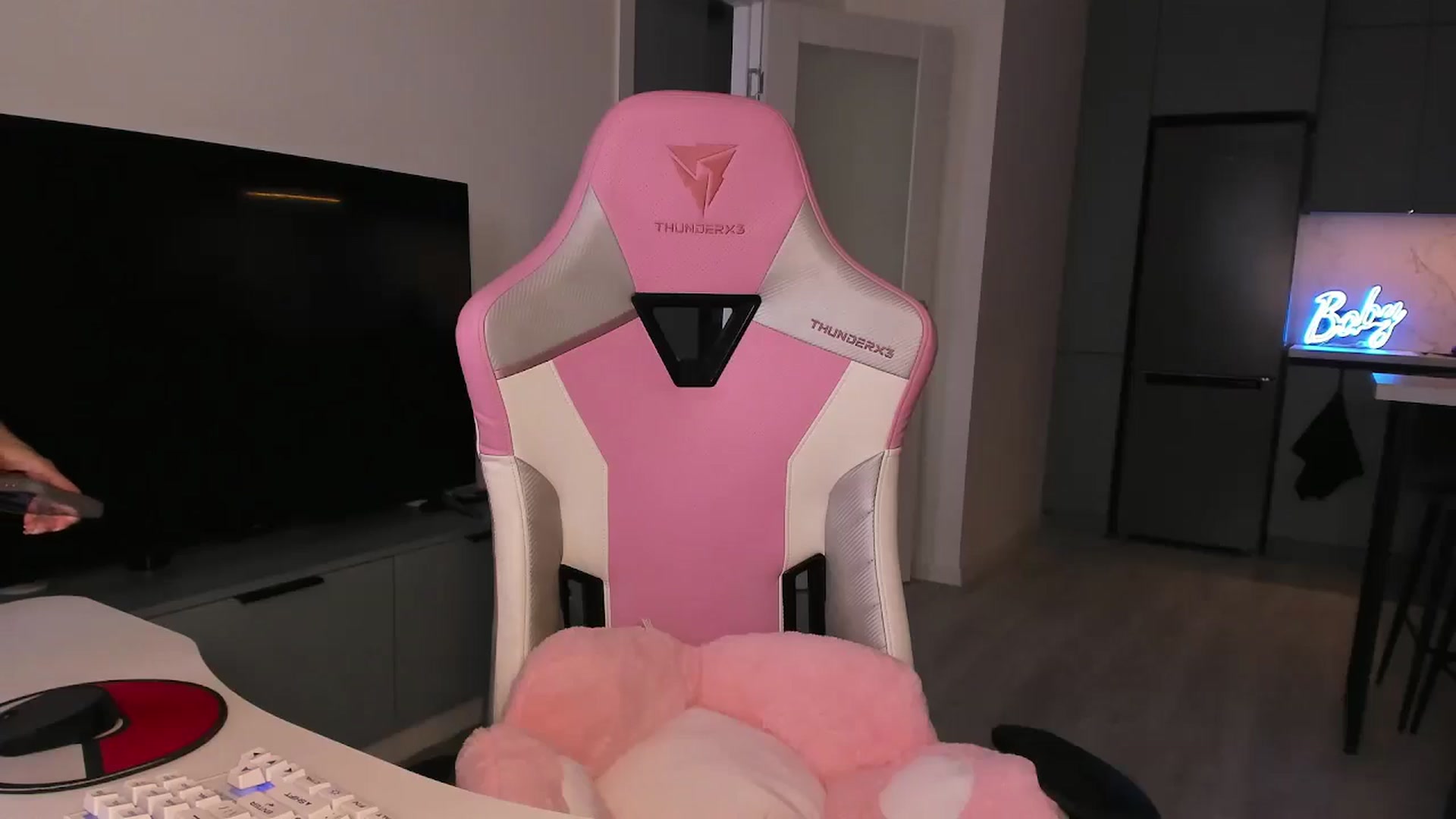 Gallery image thumbnail from wow_lovie's myfreecams stream on, 03/31/2025, 07:21 image 7 of 20