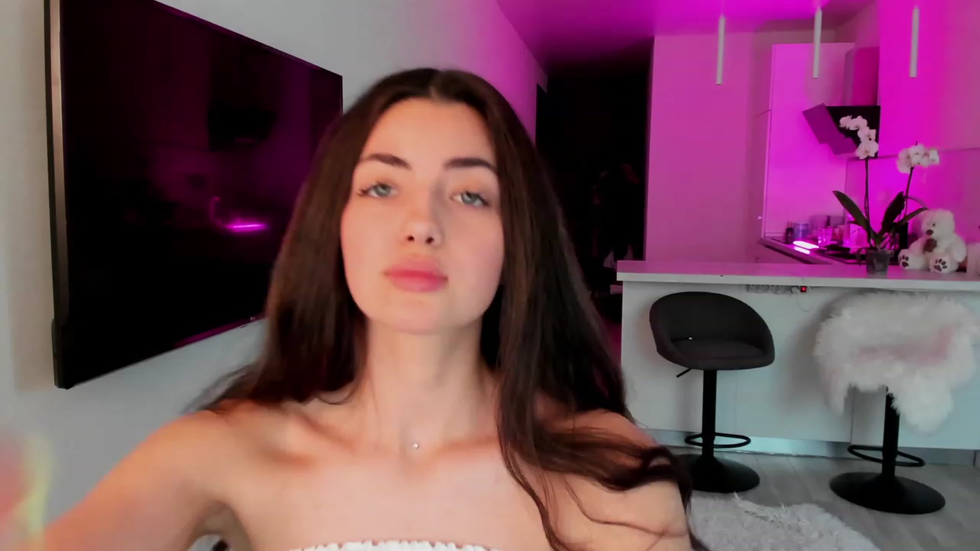 Gallery image thumbnail from wow_peach's myfreecams stream on, 06/03/2023, 14:58 image 13 of 20