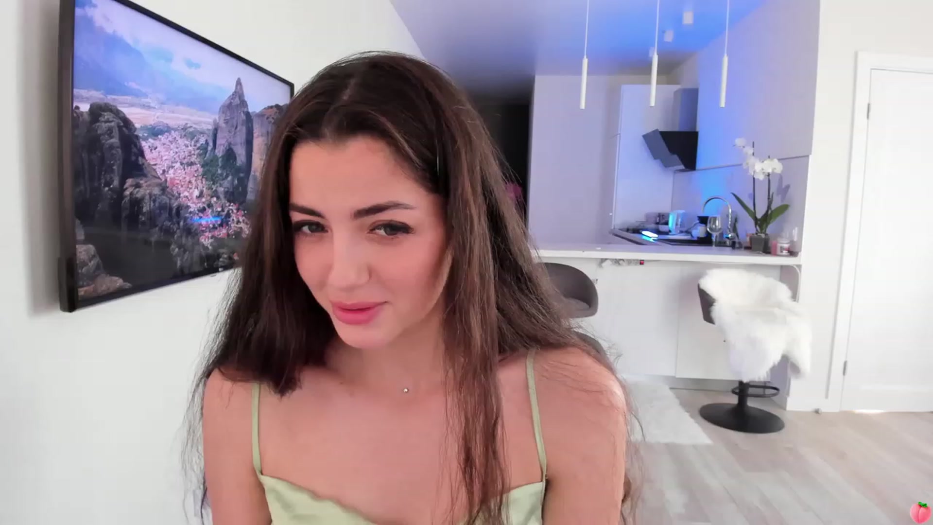 Gallery image thumbnail from wow_peach's myfreecams stream on, 06/18/2023, 14:35 image 11 of 20