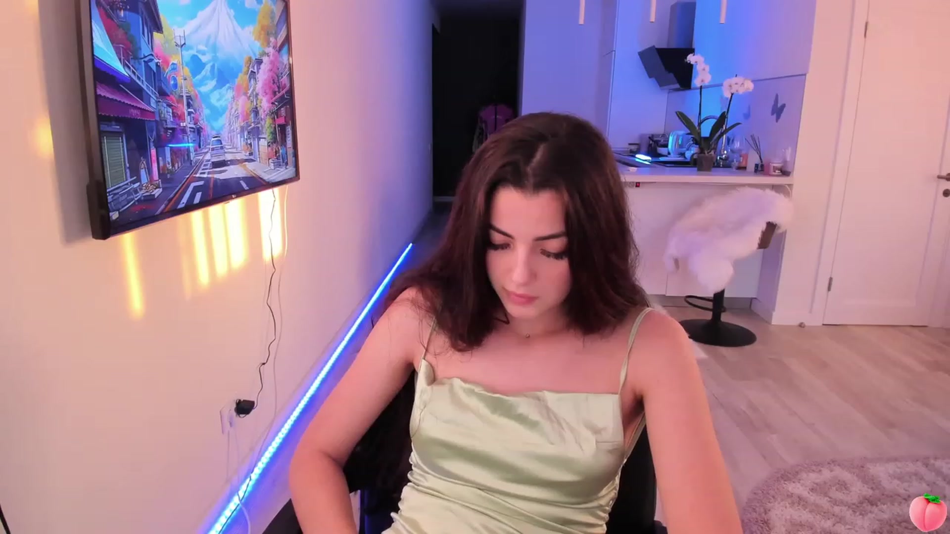 Gallery image thumbnail from wow_peach's myfreecams stream on, 06/18/2023, 17:21 image 14 of 20
