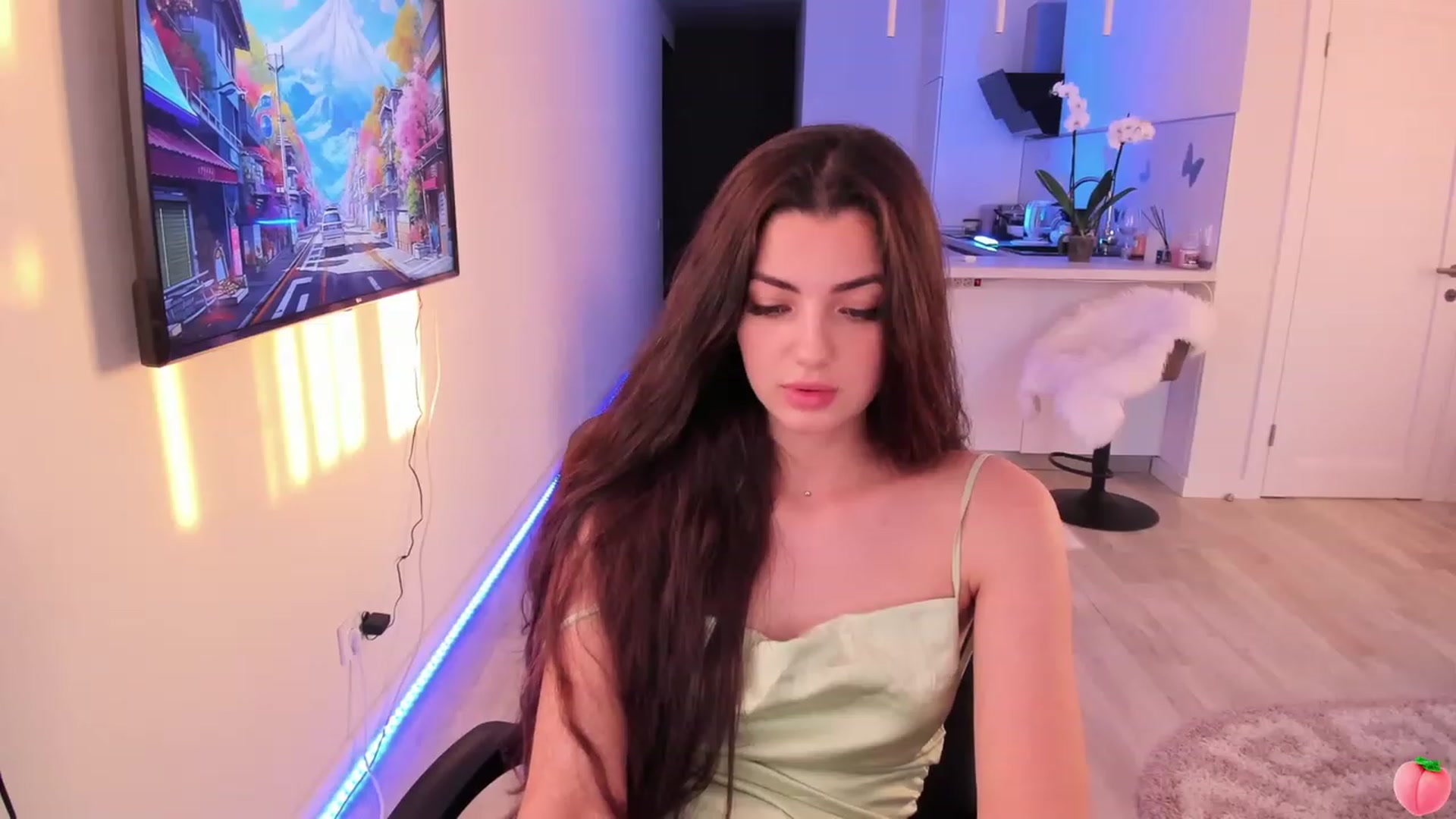 Gallery image thumbnail from wow_peach's myfreecams stream on, 06/18/2023, 17:21 image 11 of 20