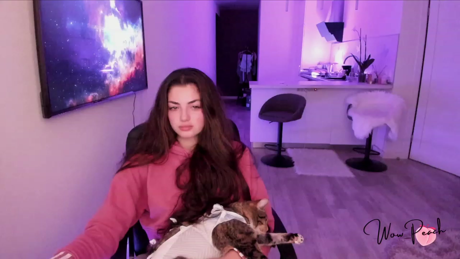 Gallery image thumbnail from wow_peach's myfreecams stream on, 07/14/2023, 21:26 image 1 of 20