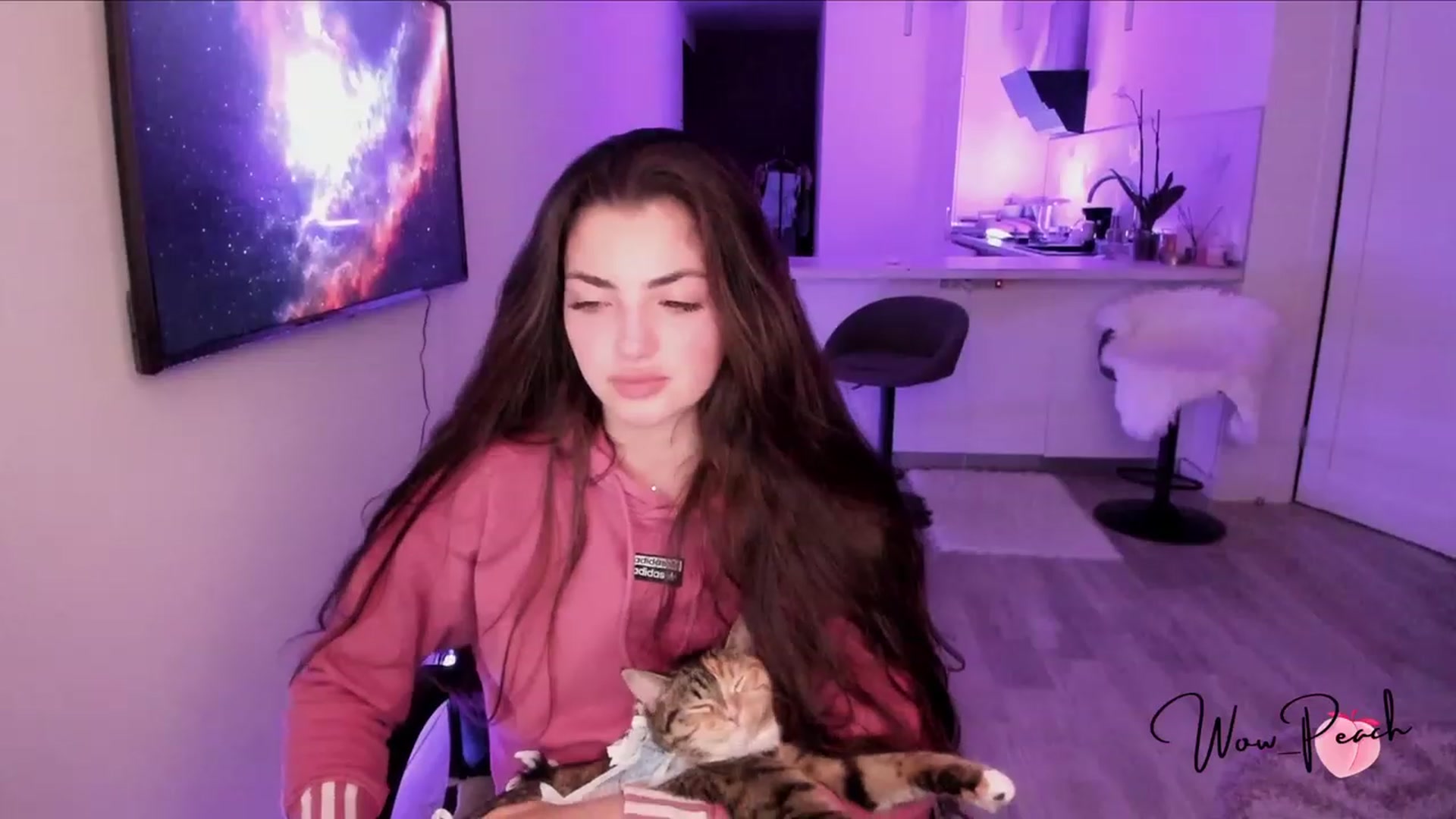 Gallery image thumbnail from wow_peach's myfreecams stream on, 07/14/2023, 21:26 image 7 of 20