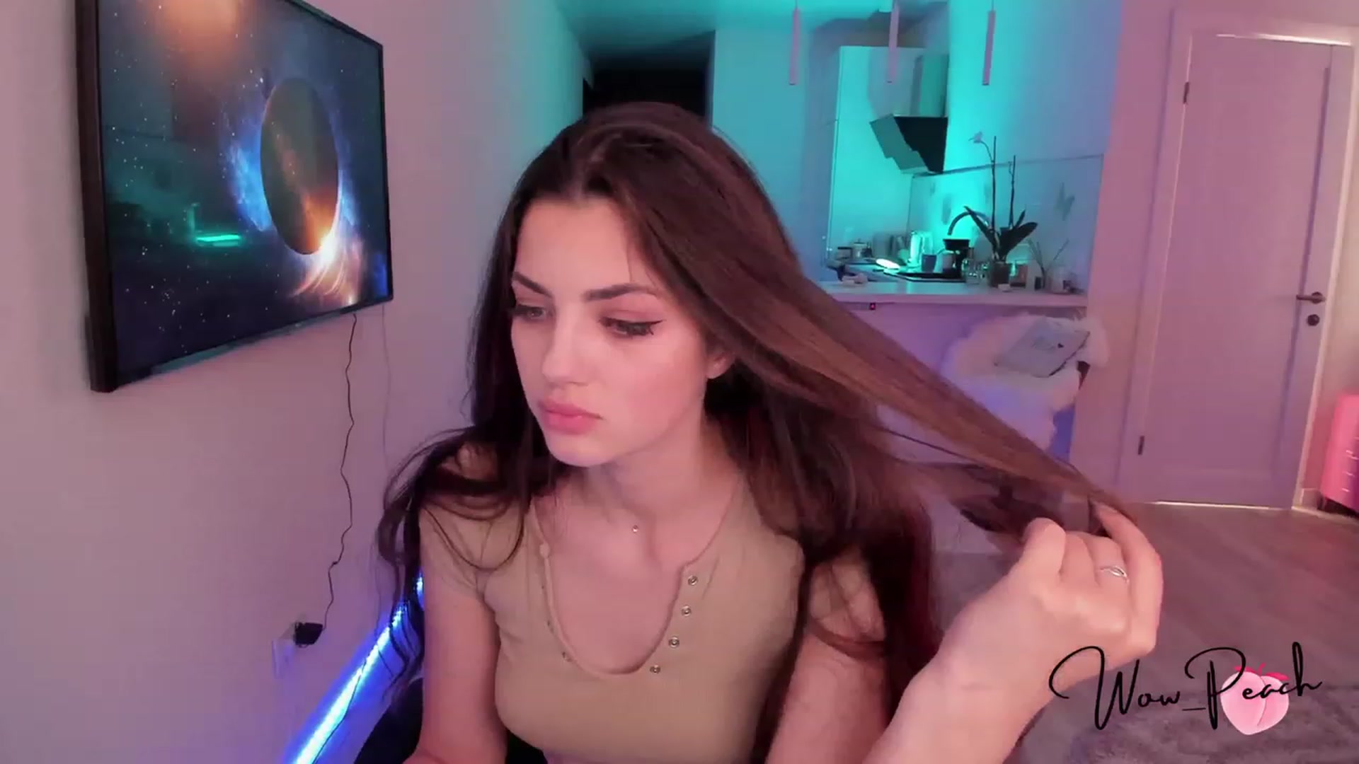 Gallery image thumbnail from wow_peach's myfreecams stream on, 07/16/2023, 16:59 image 8 of 20