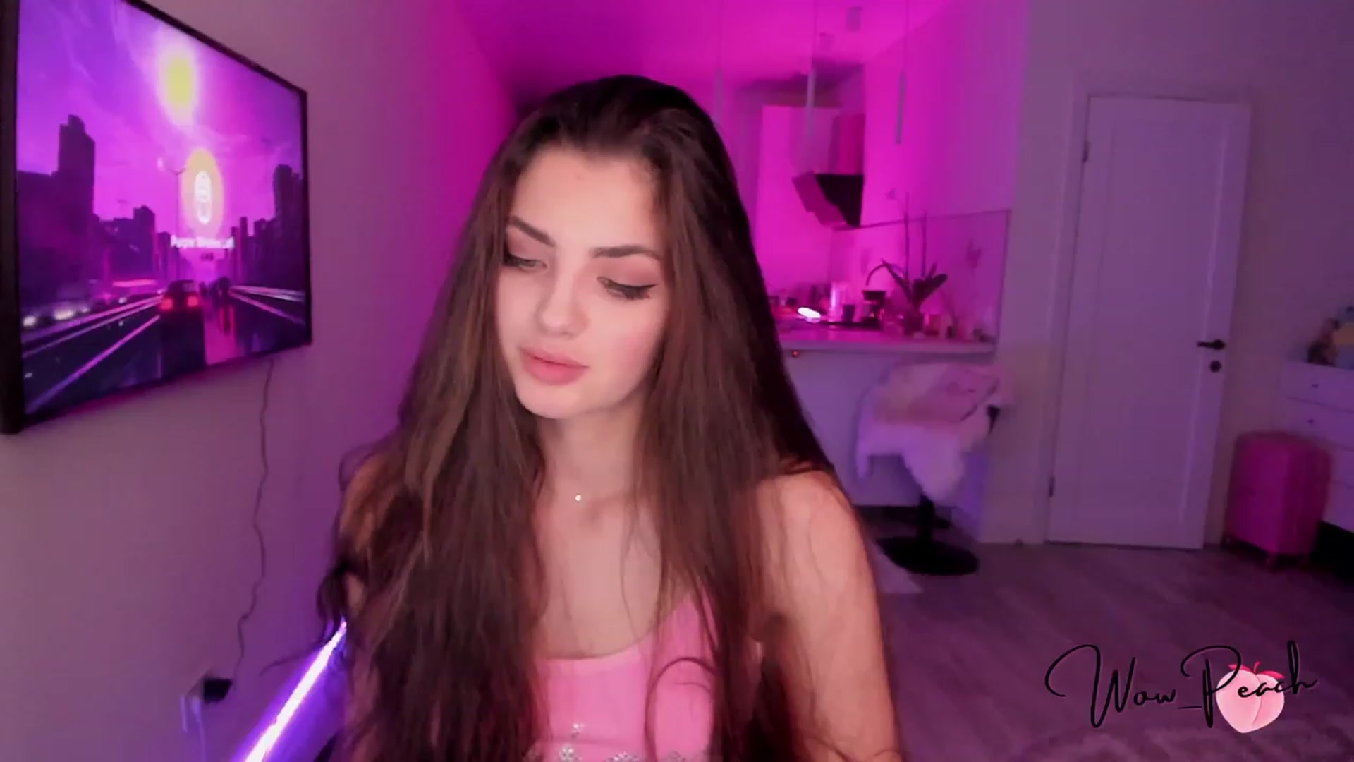 Gallery image thumbnail from wow_peach's myfreecams stream on, 07/16/2023, 18:05 image 18 of 20