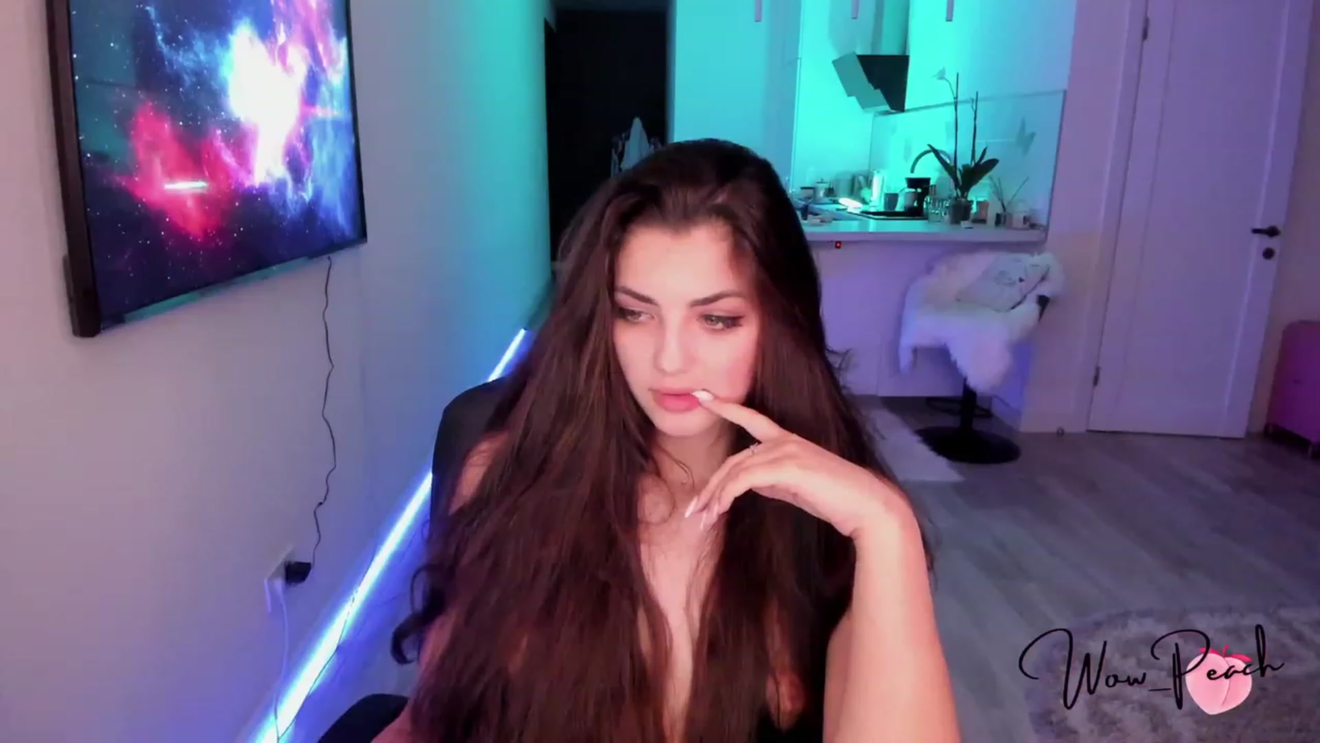 Gallery image thumbnail from wow_peach's myfreecams stream on, 07/16/2023, 18:05 image 4 of 20