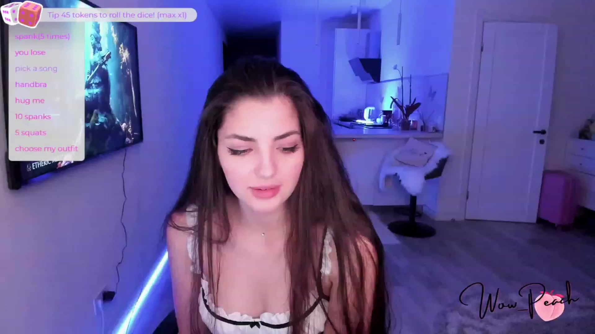 Gallery image thumbnail from wow_peach's myfreecams stream on, 07/17/2023, 21:52 image 15 of 20