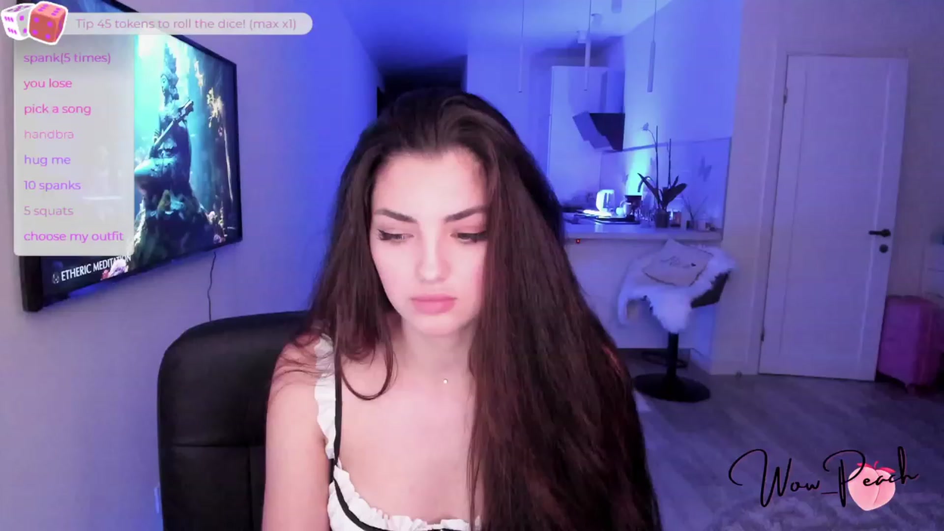 Gallery image thumbnail from wow_peach's myfreecams stream on, 07/17/2023, 21:52 image 3 of 20
