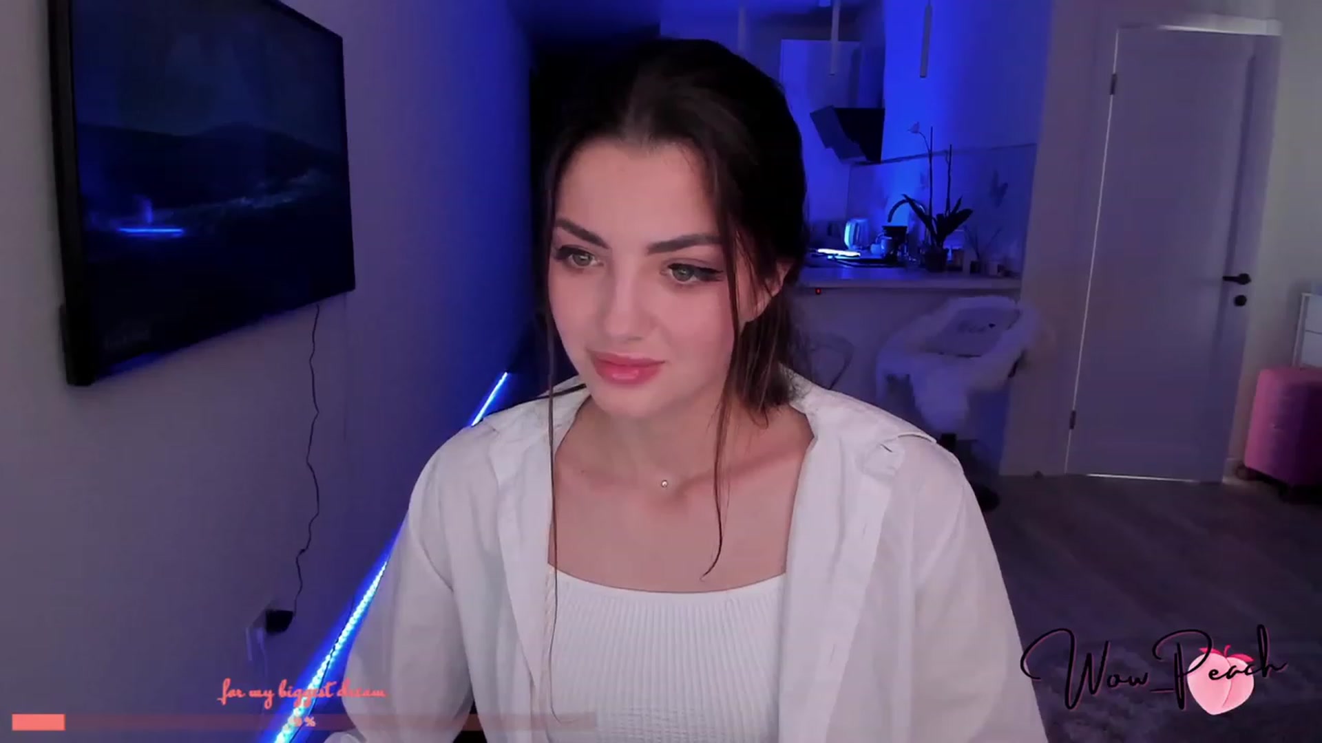 Gallery image thumbnail from wow_peach's myfreecams stream on, 07/18/2023, 13:54 image 3 of 20