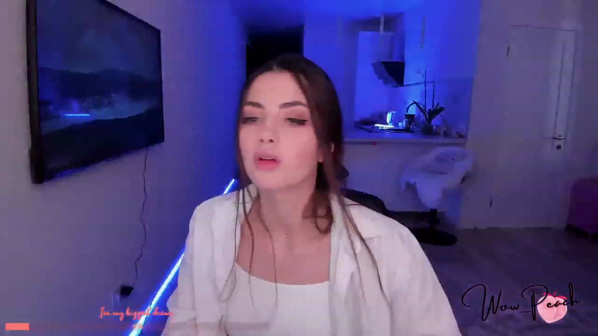Gallery image thumbnail from wow_peach's myfreecams stream on, 07/18/2023, 14:07 image 8 of 20