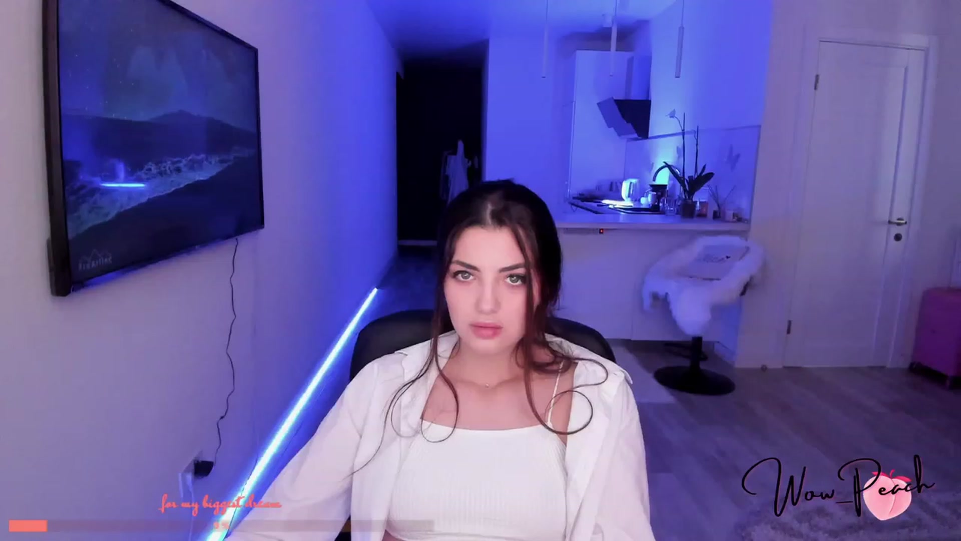 Gallery image thumbnail from wow_peach's myfreecams stream on, 07/18/2023, 14:07 image 4 of 20