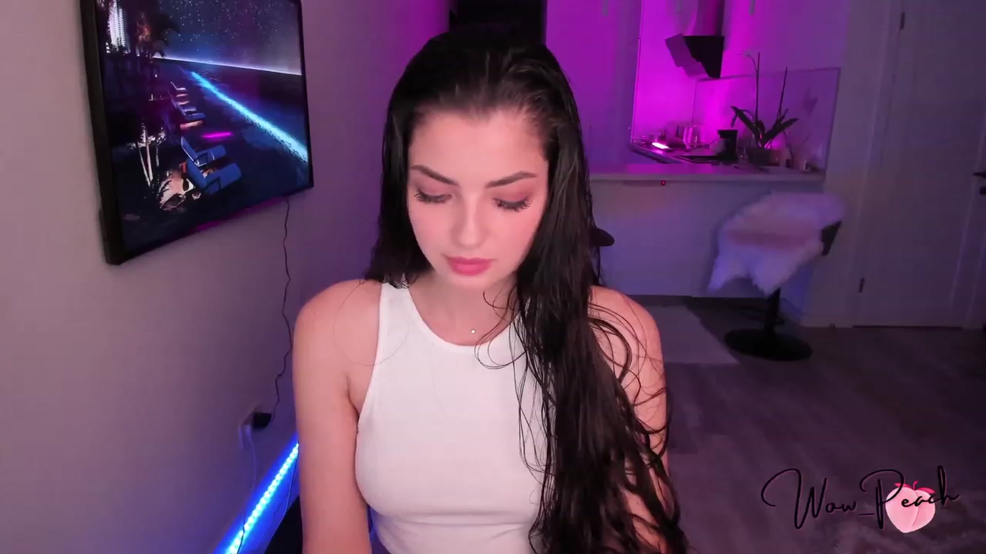 Gallery image thumbnail from wow_peach's myfreecams stream on, 07/22/2023, 20:22 image 2 of 20