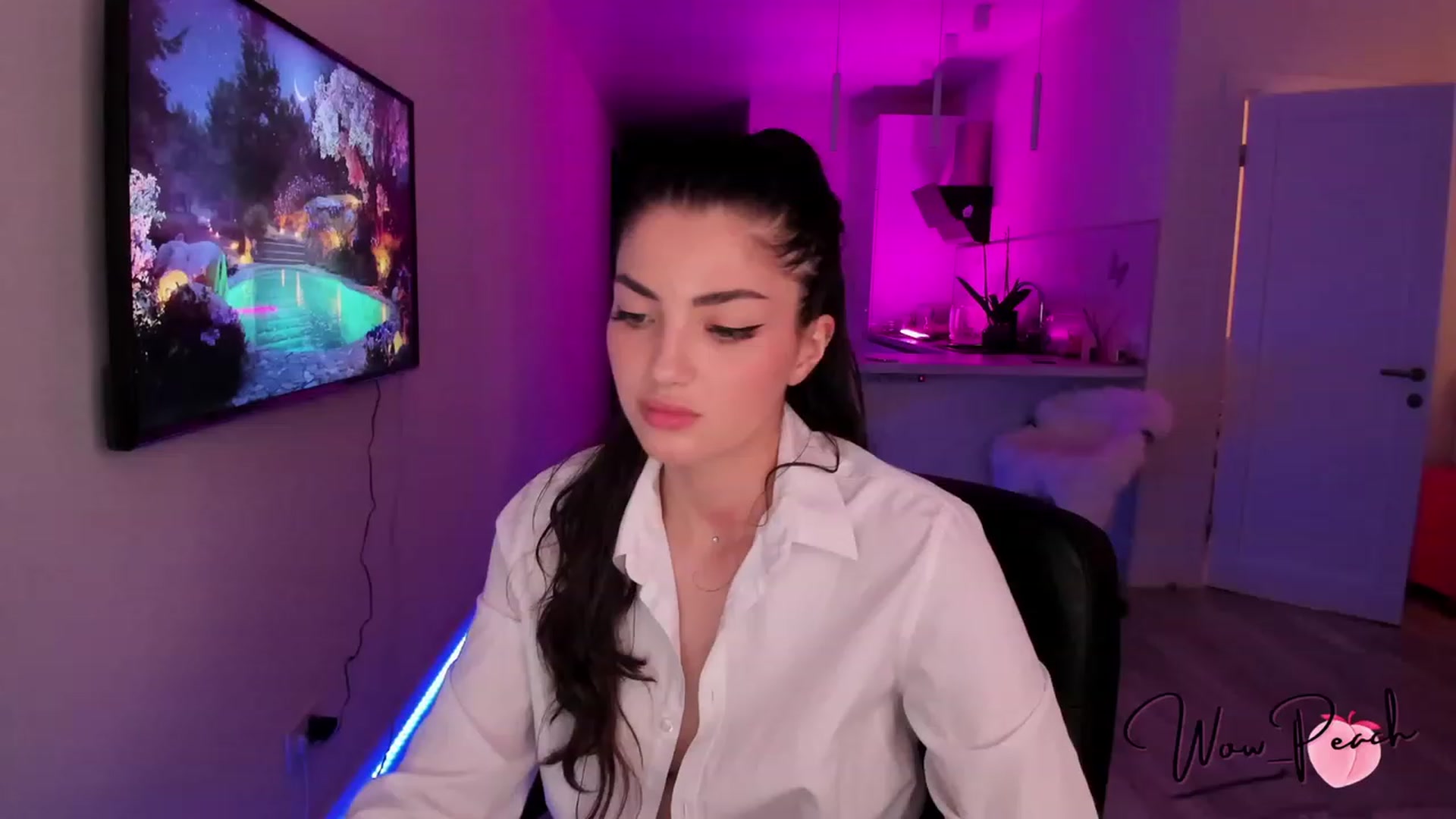 Gallery image thumbnail from wow_peach's myfreecams stream on, 07/23/2023, 17:14 image 3 of 20