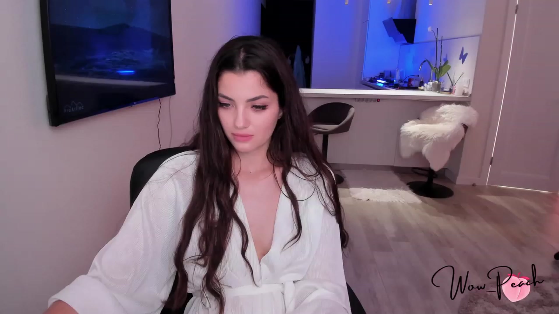 Gallery image thumbnail from wow_peach's myfreecams stream on, 08/12/2023, 15:38 image 5 of 20