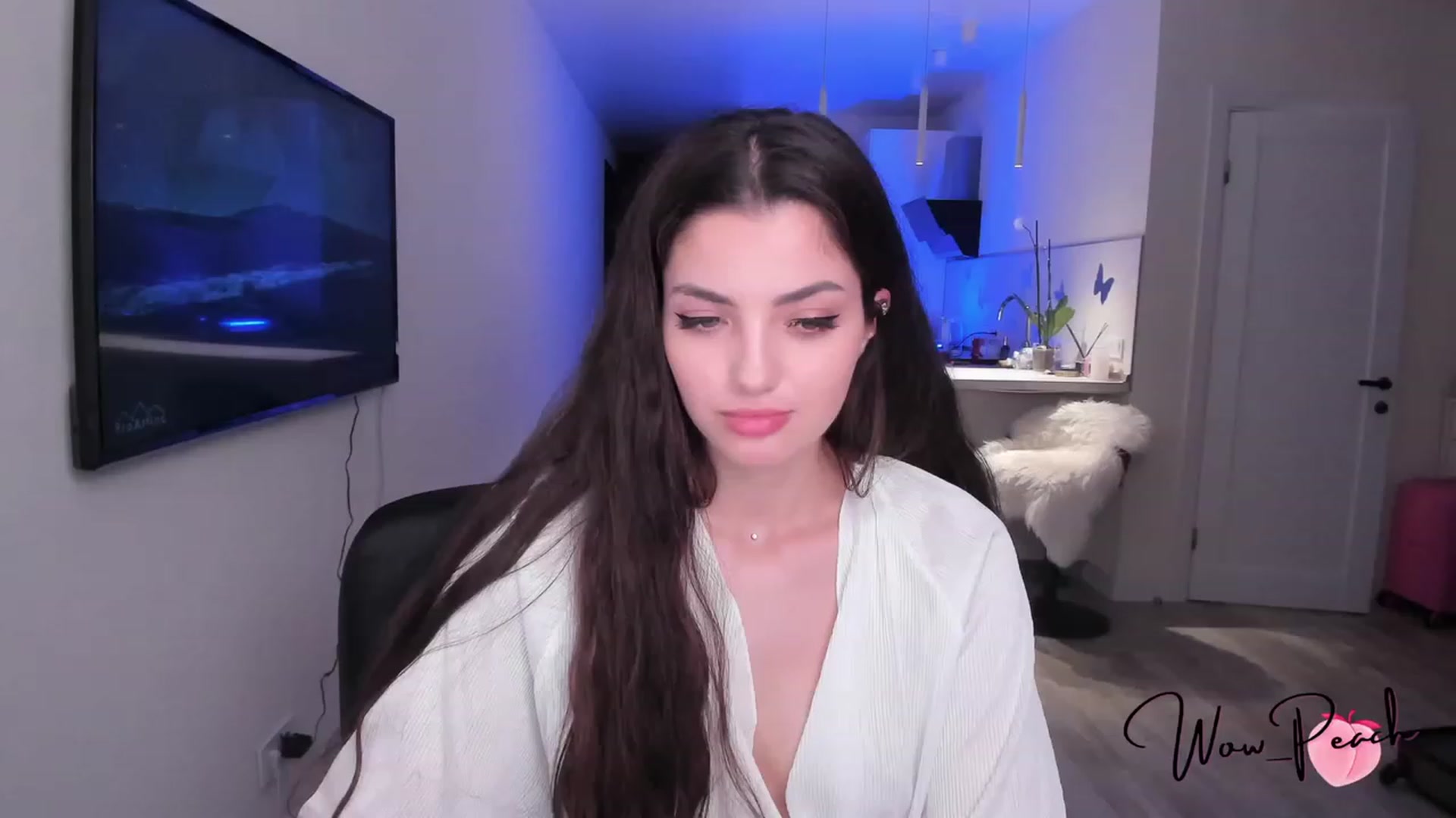 Gallery image thumbnail from wow_peach's myfreecams stream on, 08/12/2023, 17:23 image 8 of 20