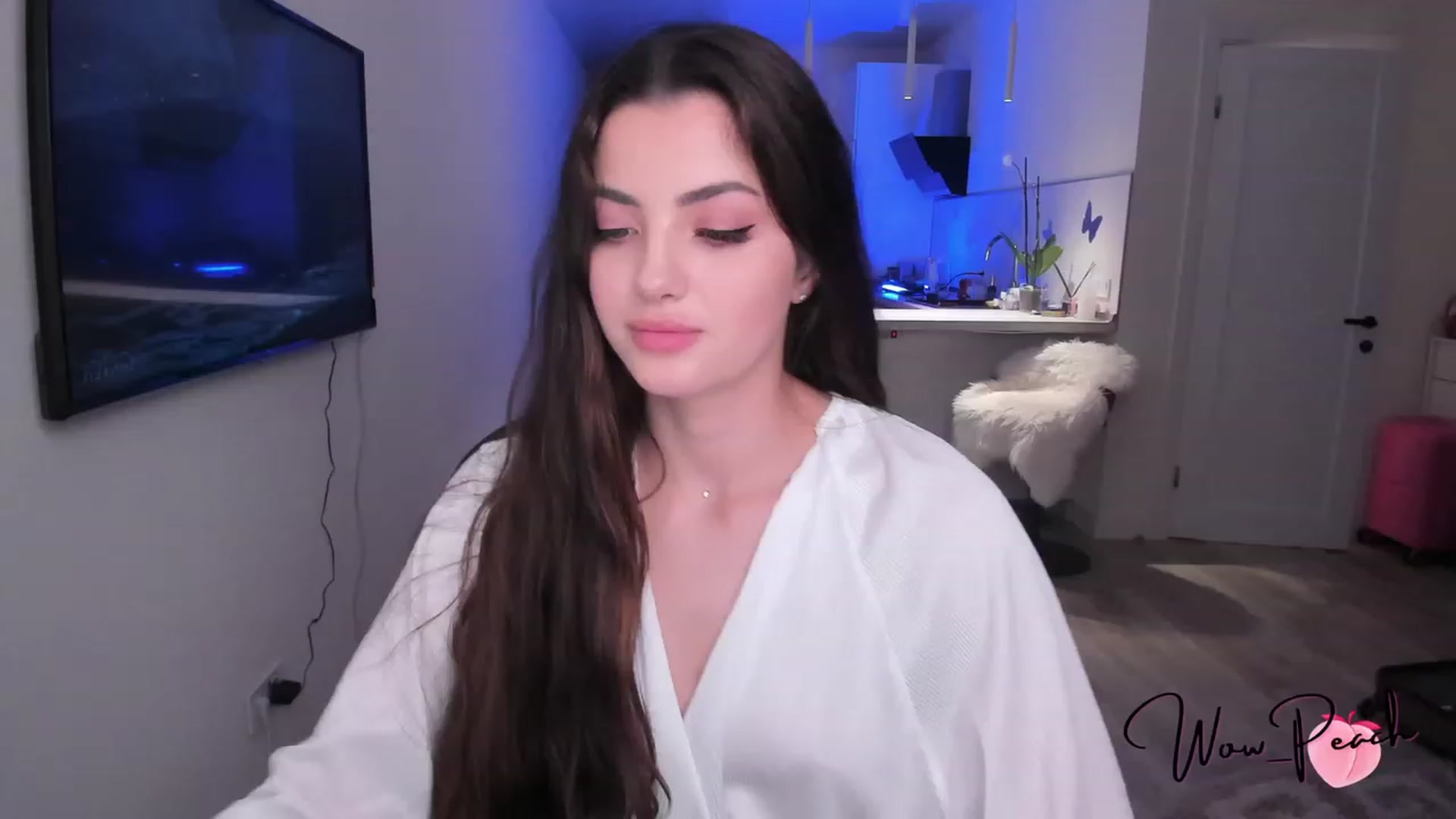 Gallery image thumbnail from wow_peach's myfreecams stream on, 08/12/2023, 17:23 image 3 of 20