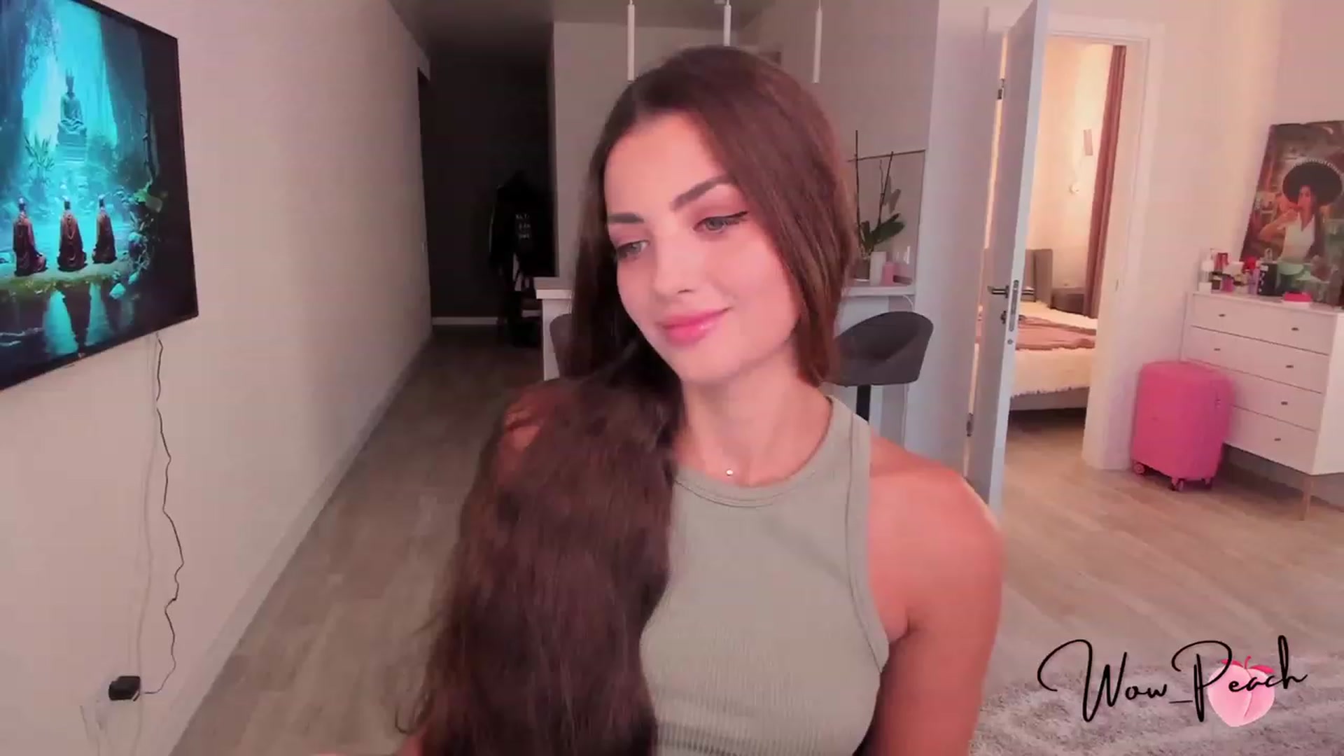 Gallery image thumbnail from wow_peach's myfreecams stream on, 09/16/2023, 15:43 image 2 of 20