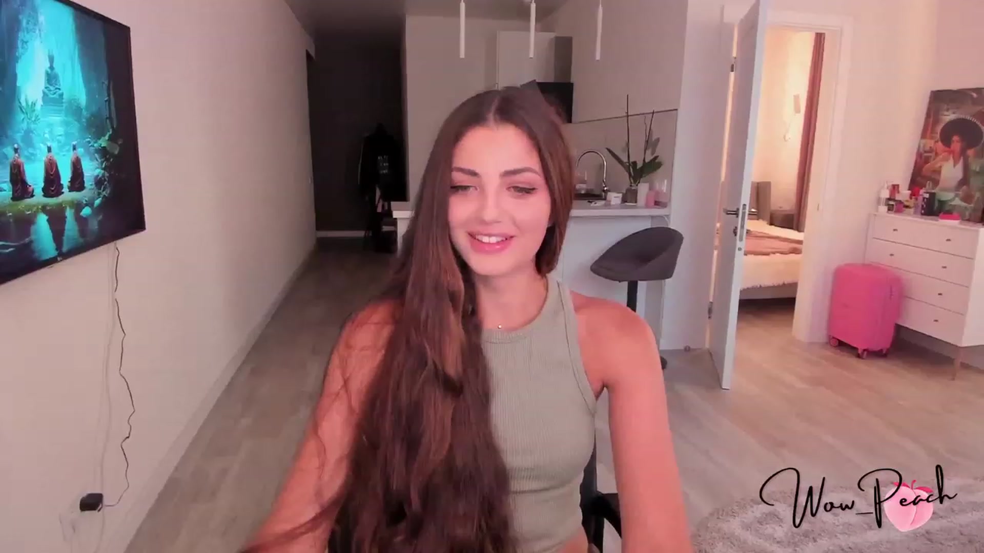 Gallery image thumbnail from wow_peach's myfreecams stream on, 09/16/2023, 15:43 image 3 of 20