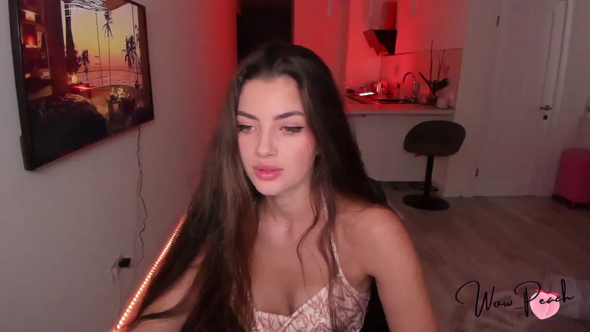 Gallery image thumbnail from wow_peach's myfreecams stream on, 10/05/2023, 13:32 image 9 of 20