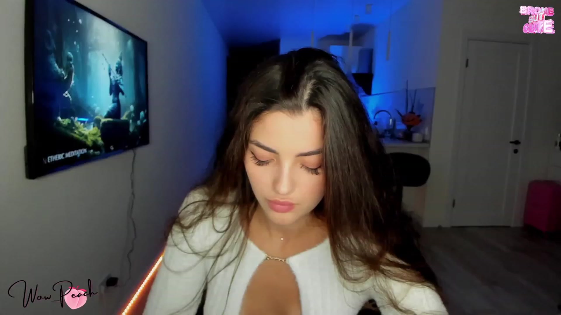 Gallery image thumbnail from wow_peach's myfreecams stream on, 10/07/2023, 15:48 image 18 of 20