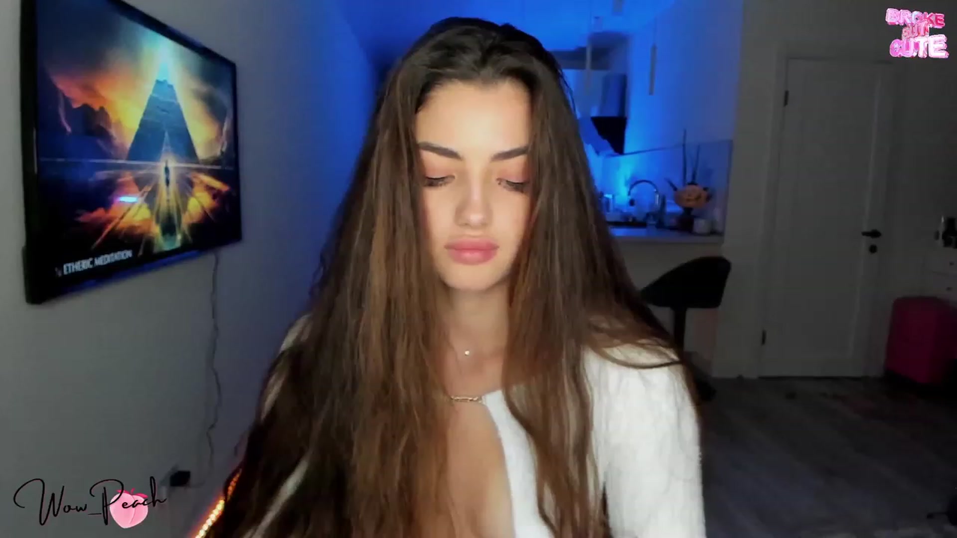 Gallery image thumbnail from wow_peach's myfreecams stream on, 10/07/2023, 17:13 image 16 of 20