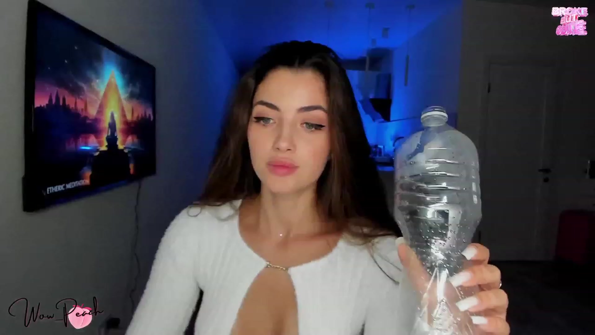 Gallery image thumbnail from wow_peach's myfreecams stream on, 10/07/2023, 17:13 image 2 of 20