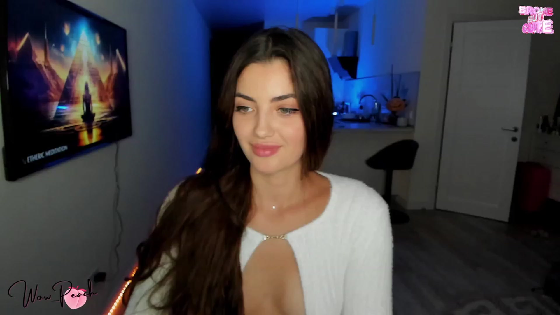 Gallery image thumbnail from wow_peach's myfreecams stream on, 10/07/2023, 18:50 image 17 of 20