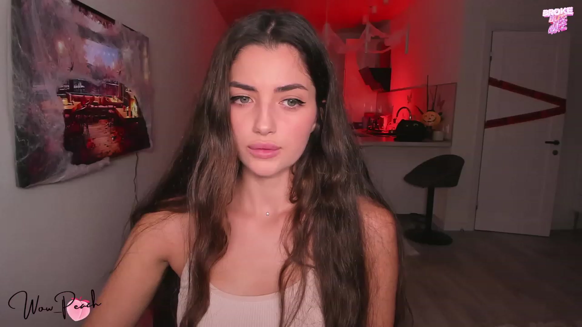 Gallery image thumbnail from wow_peach's myfreecams stream on, 10/10/2023, 17:48 image 9 of 20