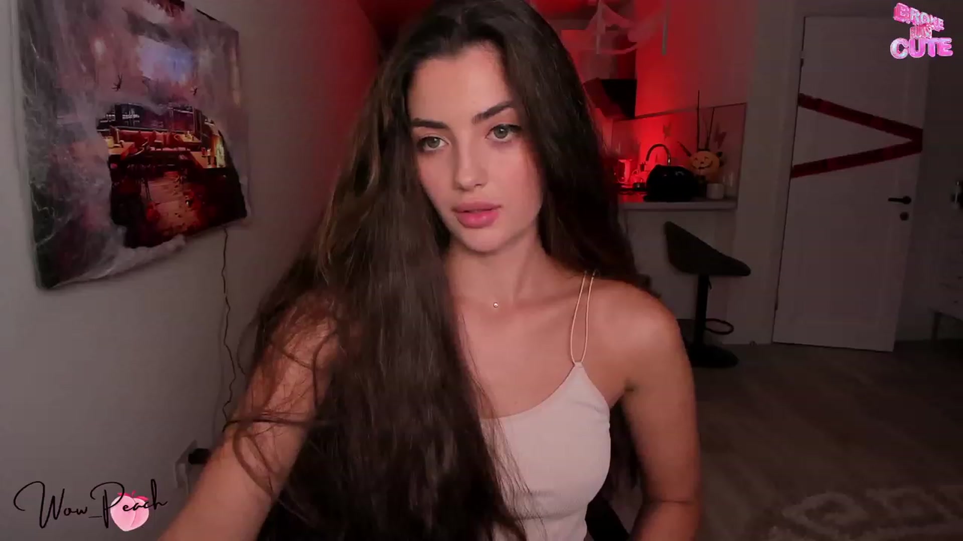 Gallery image thumbnail from wow_peach's myfreecams stream on, 10/10/2023, 18:05 image 15 of 20