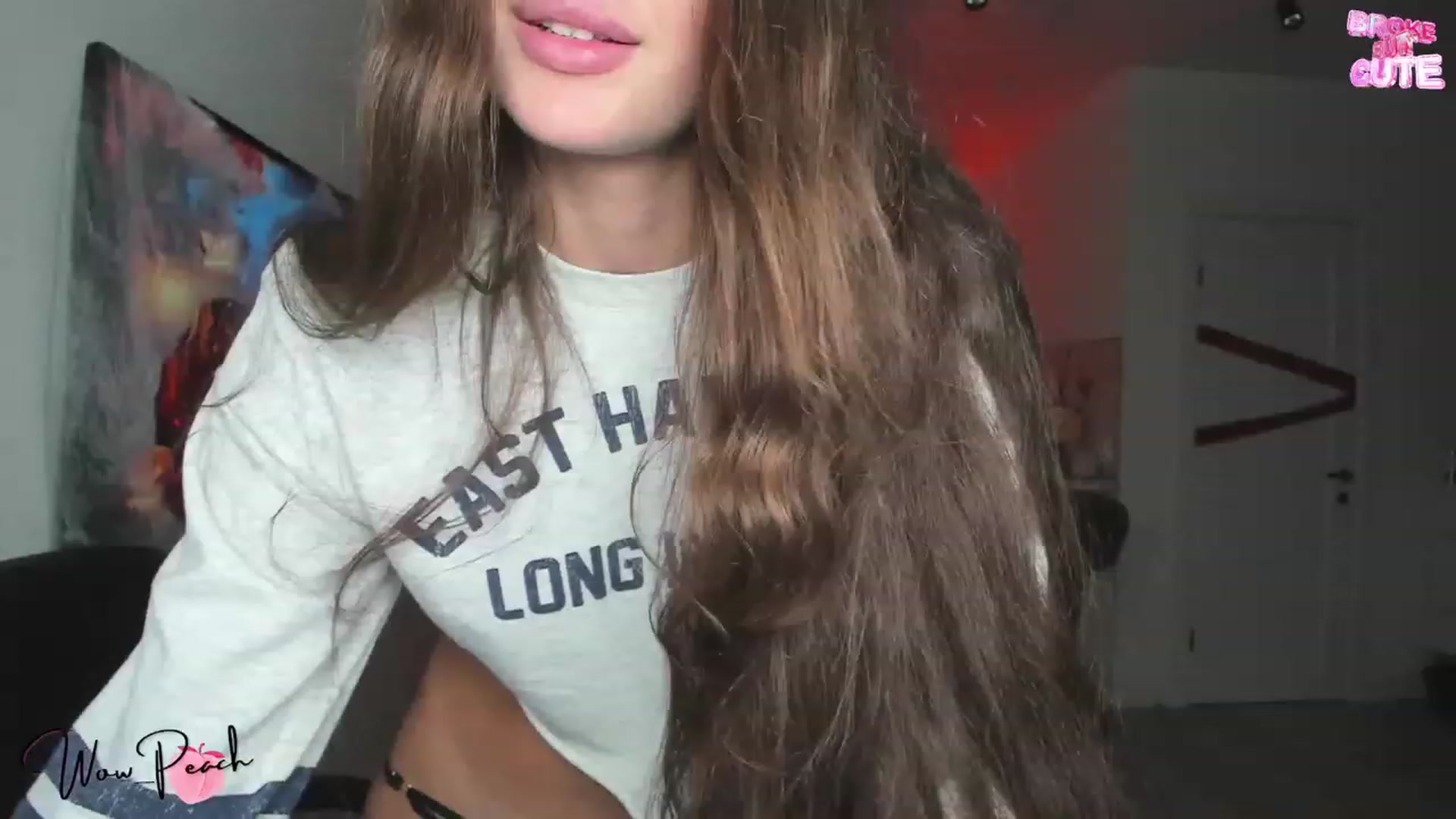 Gallery image thumbnail from wow_peach's myfreecams stream on, 10/13/2023, 20:37 image 19 of 20