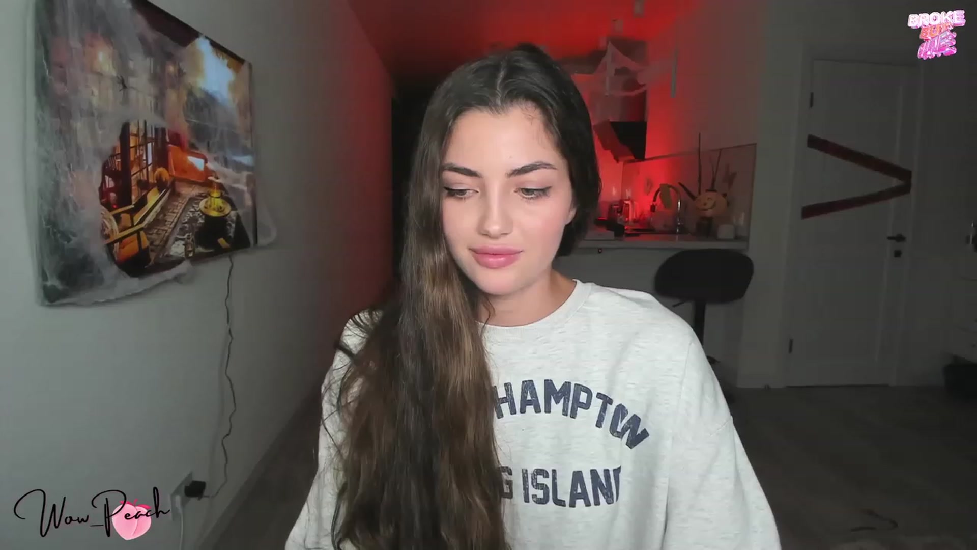 Gallery image thumbnail from wow_peach's myfreecams stream on, 10/13/2023, 20:37 image 15 of 20